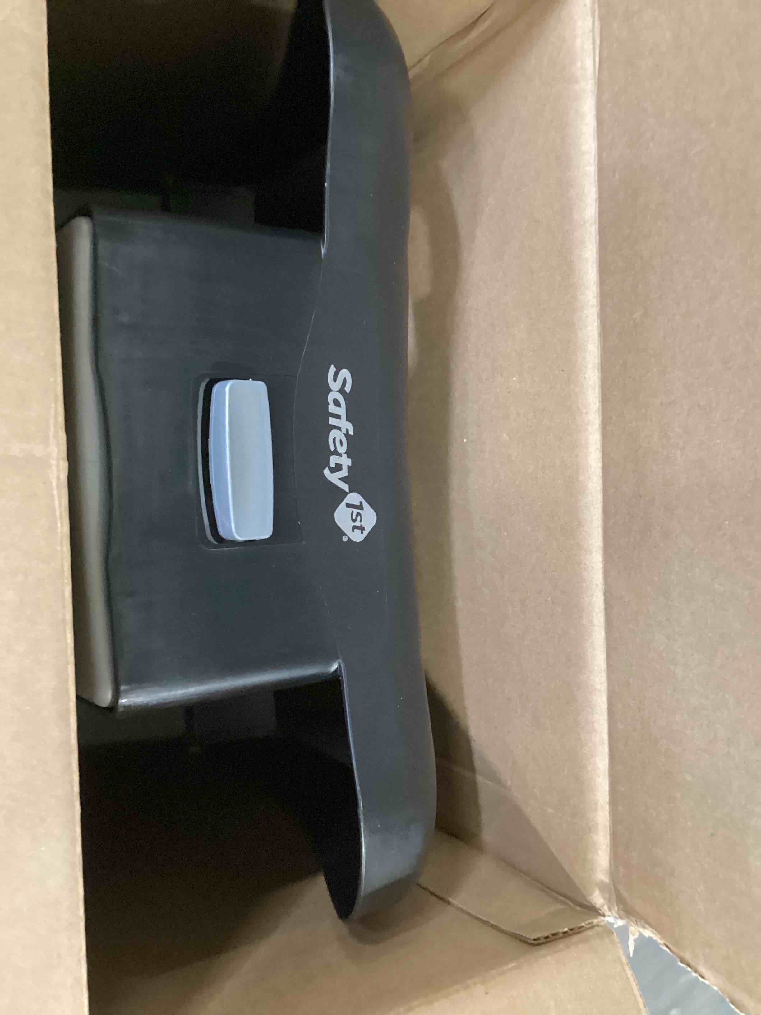 https://s3.amazonaws.com/lotting-images-prod/bidfta/PPE1944352_1746642020962.jpeg