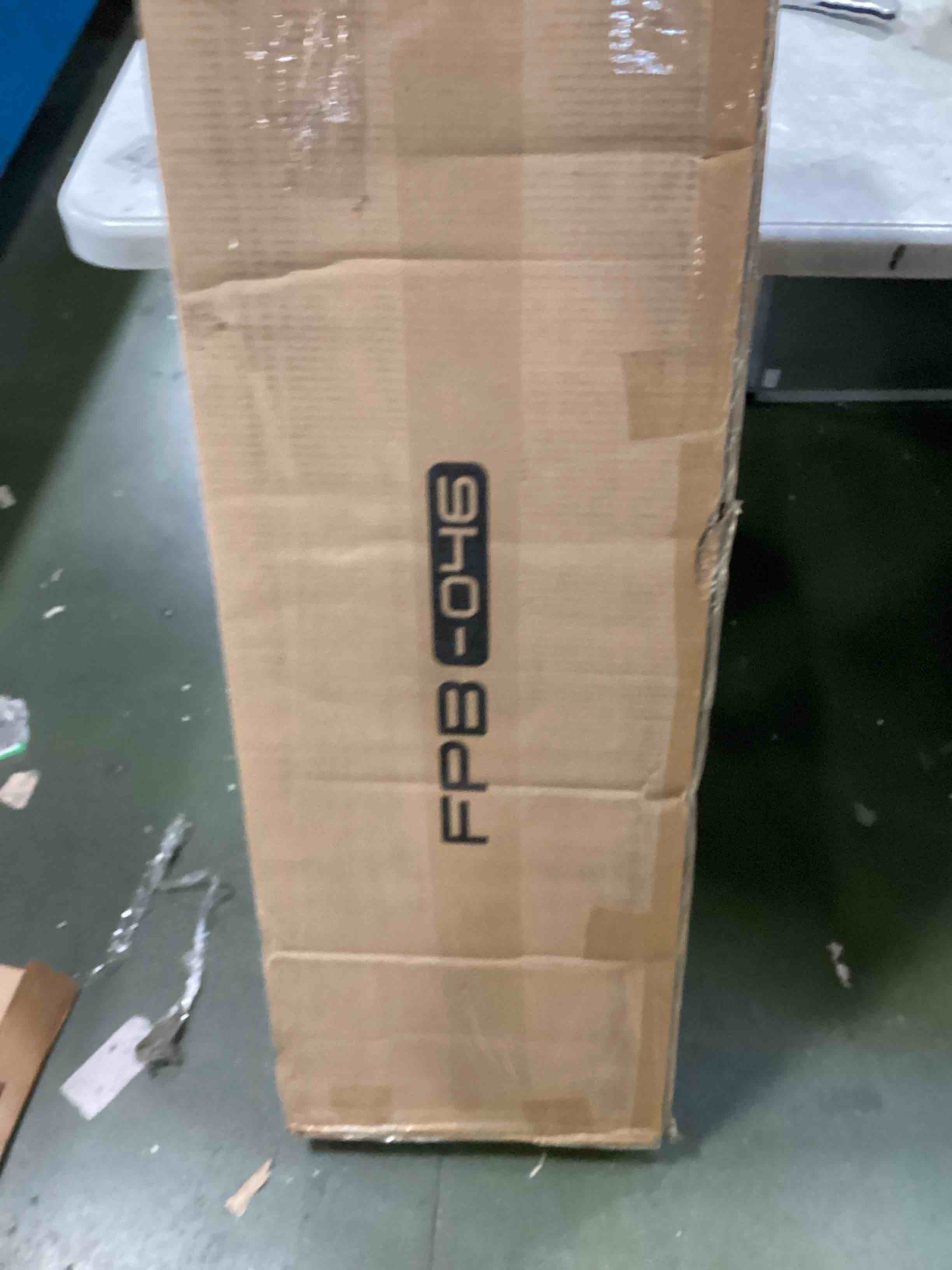 https://s3.amazonaws.com/lotting-images-prod/bidfta/PPE1944448_1746709587052.jpeg