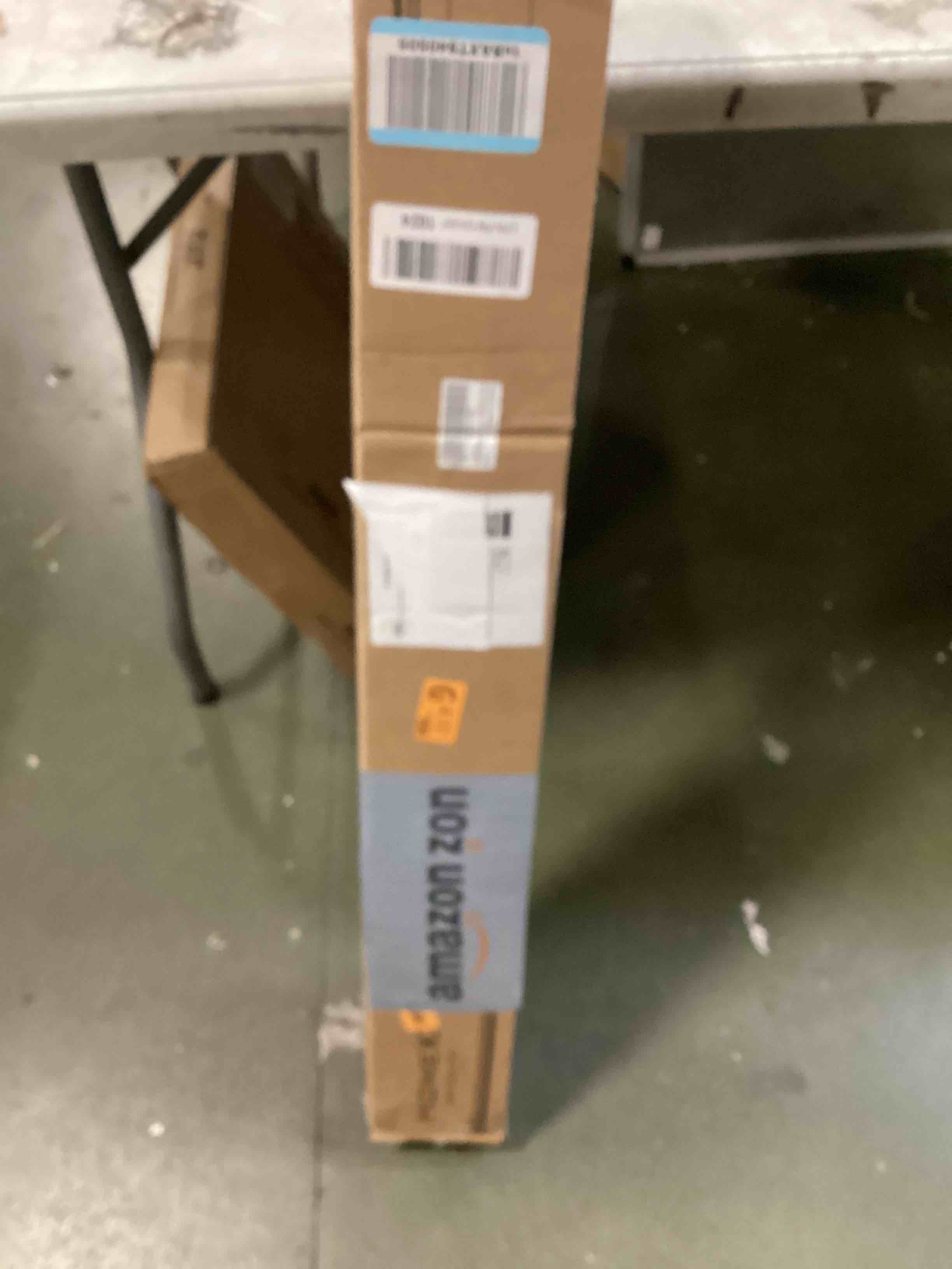https://s3.amazonaws.com/lotting-images-prod/bidfta/PPE1944472_1746712001215.jpeg