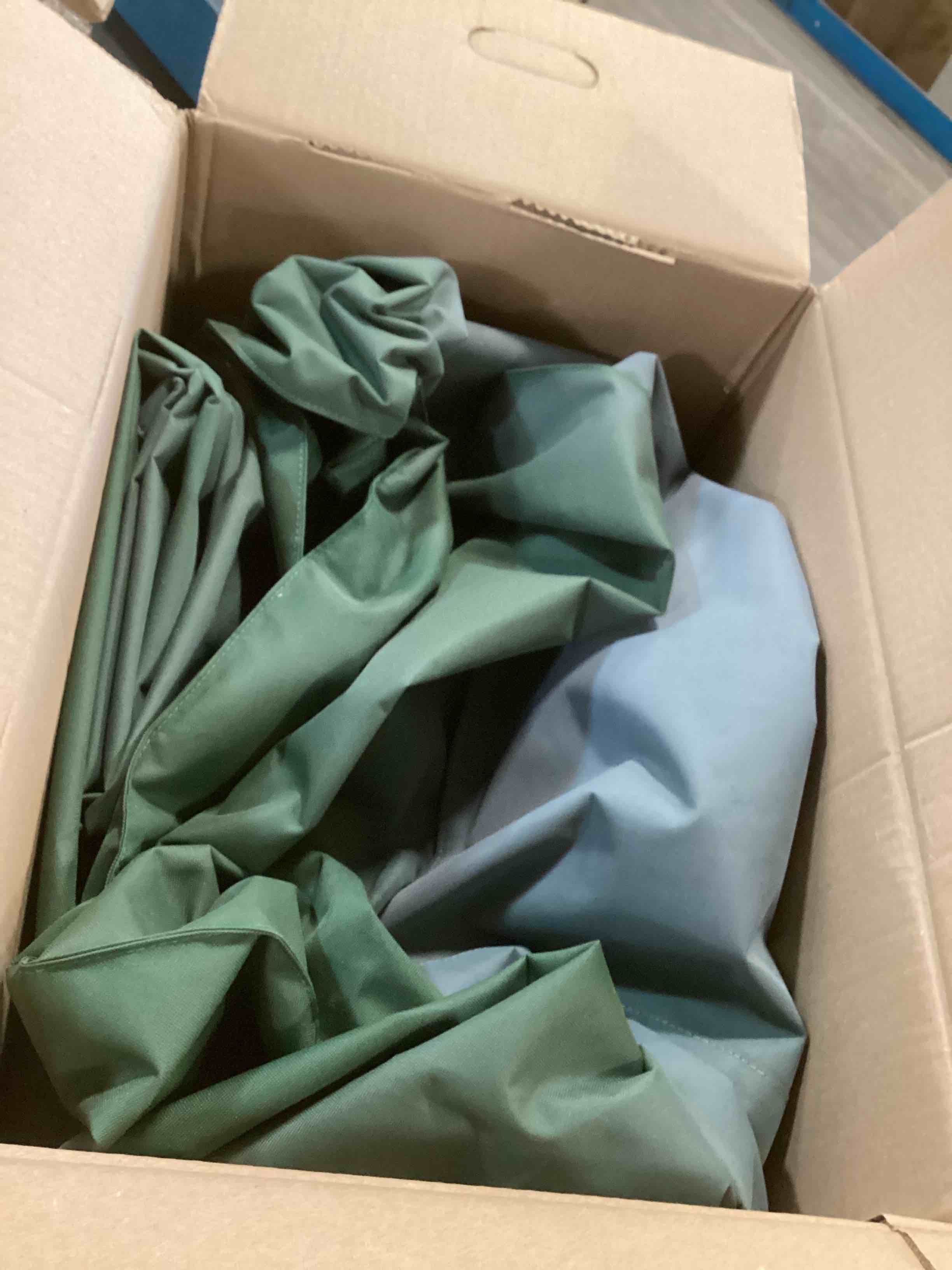 https://s3.amazonaws.com/lotting-images-prod/bidfta/PPE1945270_1743528243466.jpeg