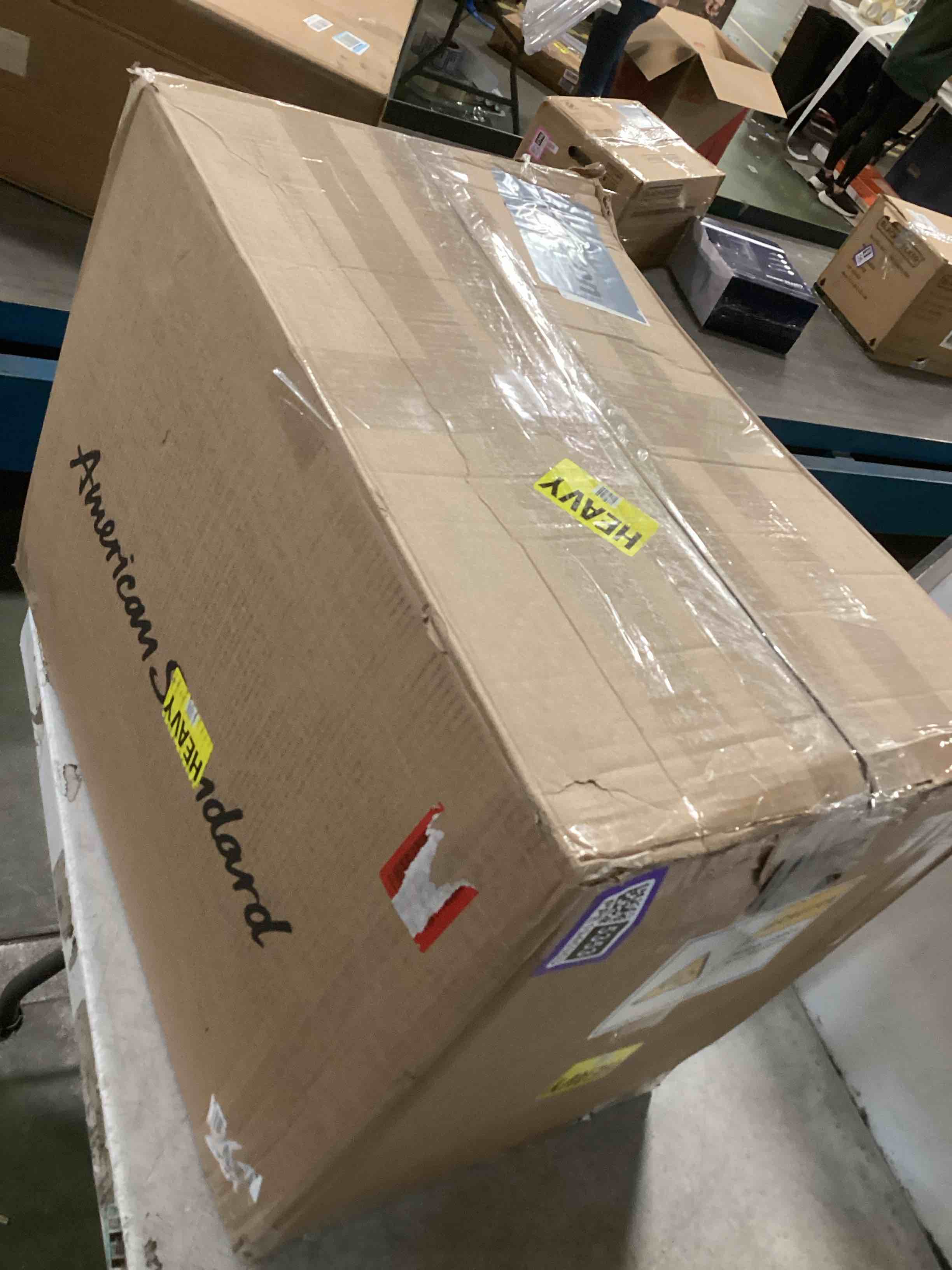 https://s3.amazonaws.com/lotting-images-prod/bidfta/PPE1945353_1743599305493.jpeg