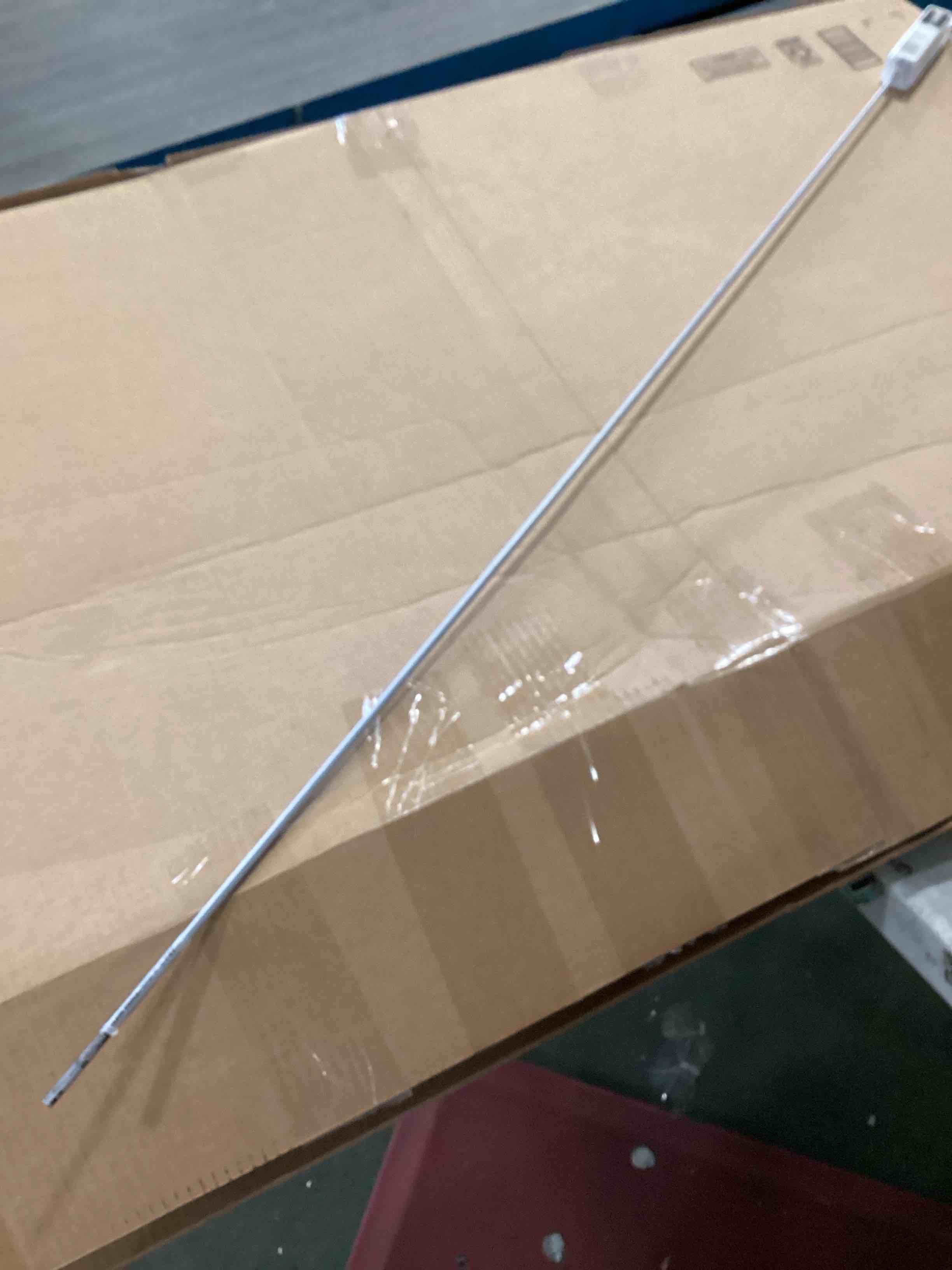 https://s3.amazonaws.com/lotting-images-prod/bidfta/PPE1945448_1743610214000.jpeg