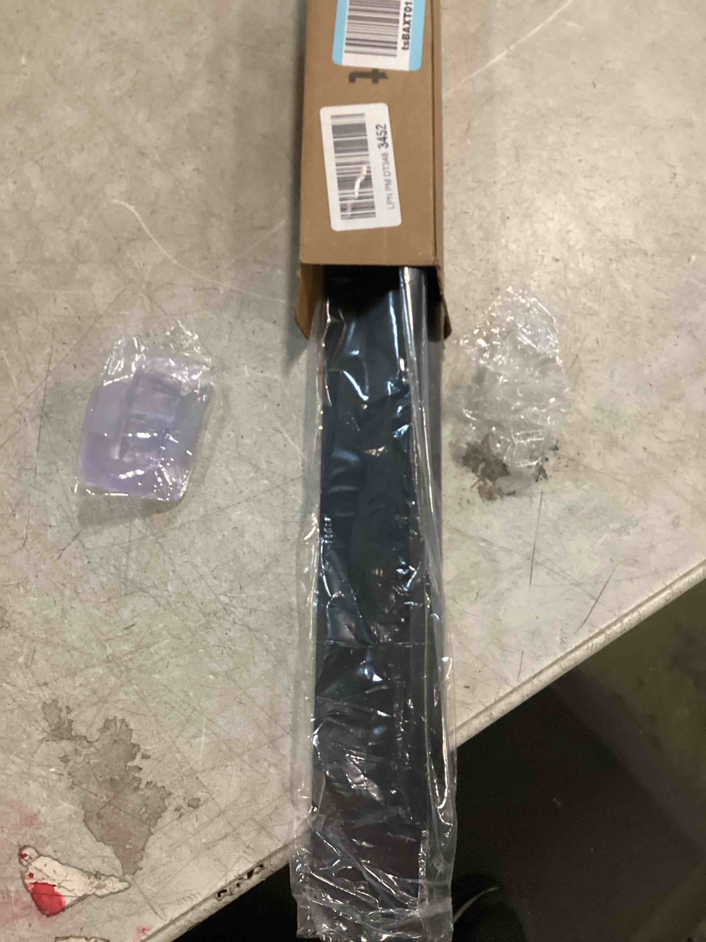 https://s3.amazonaws.com/lotting-images-prod/bidfta/PPE1945564_1743684628622.jpeg
