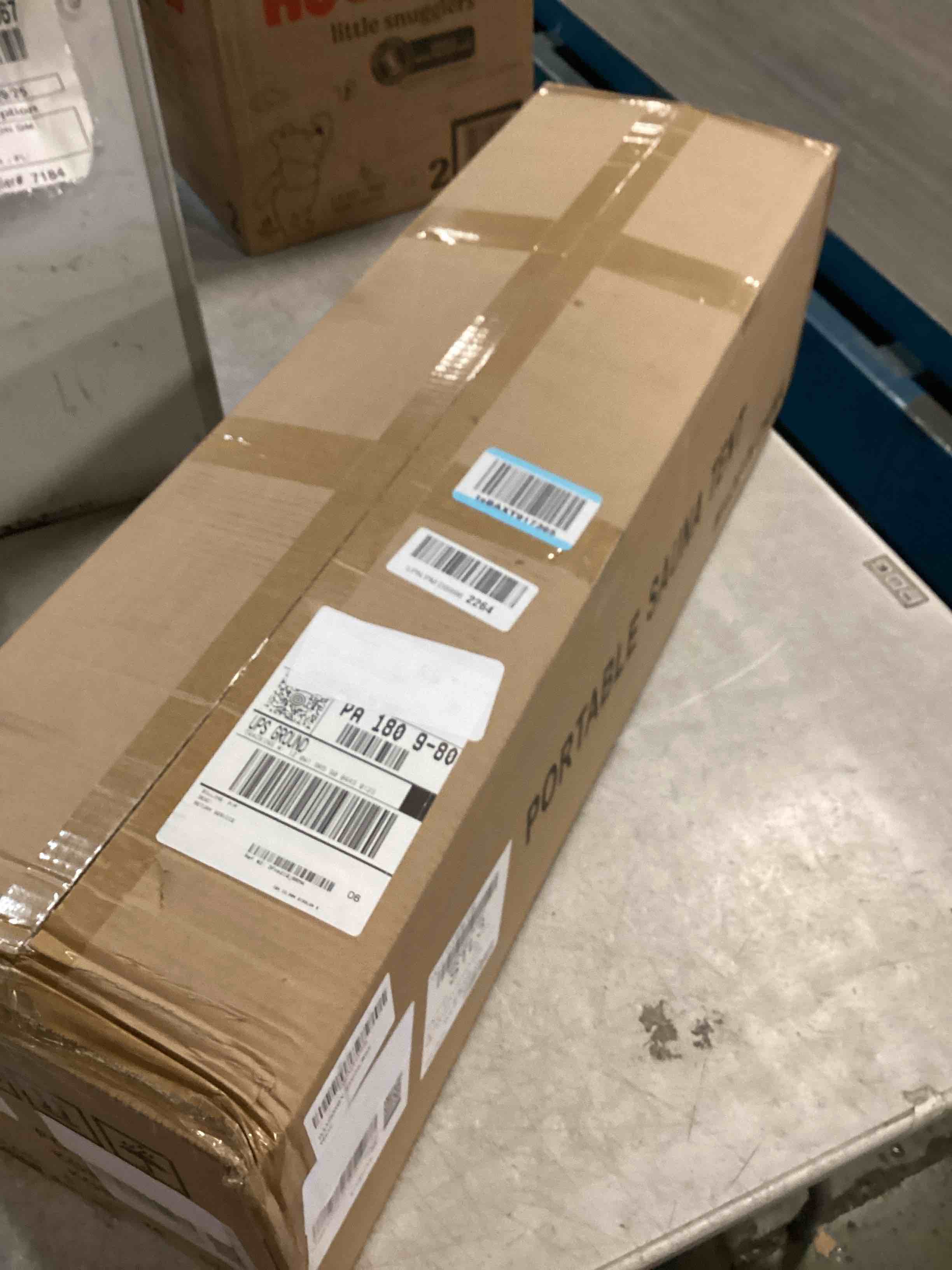 https://s3.amazonaws.com/lotting-images-prod/bidfta/PPE1945660_1743694031705.jpeg