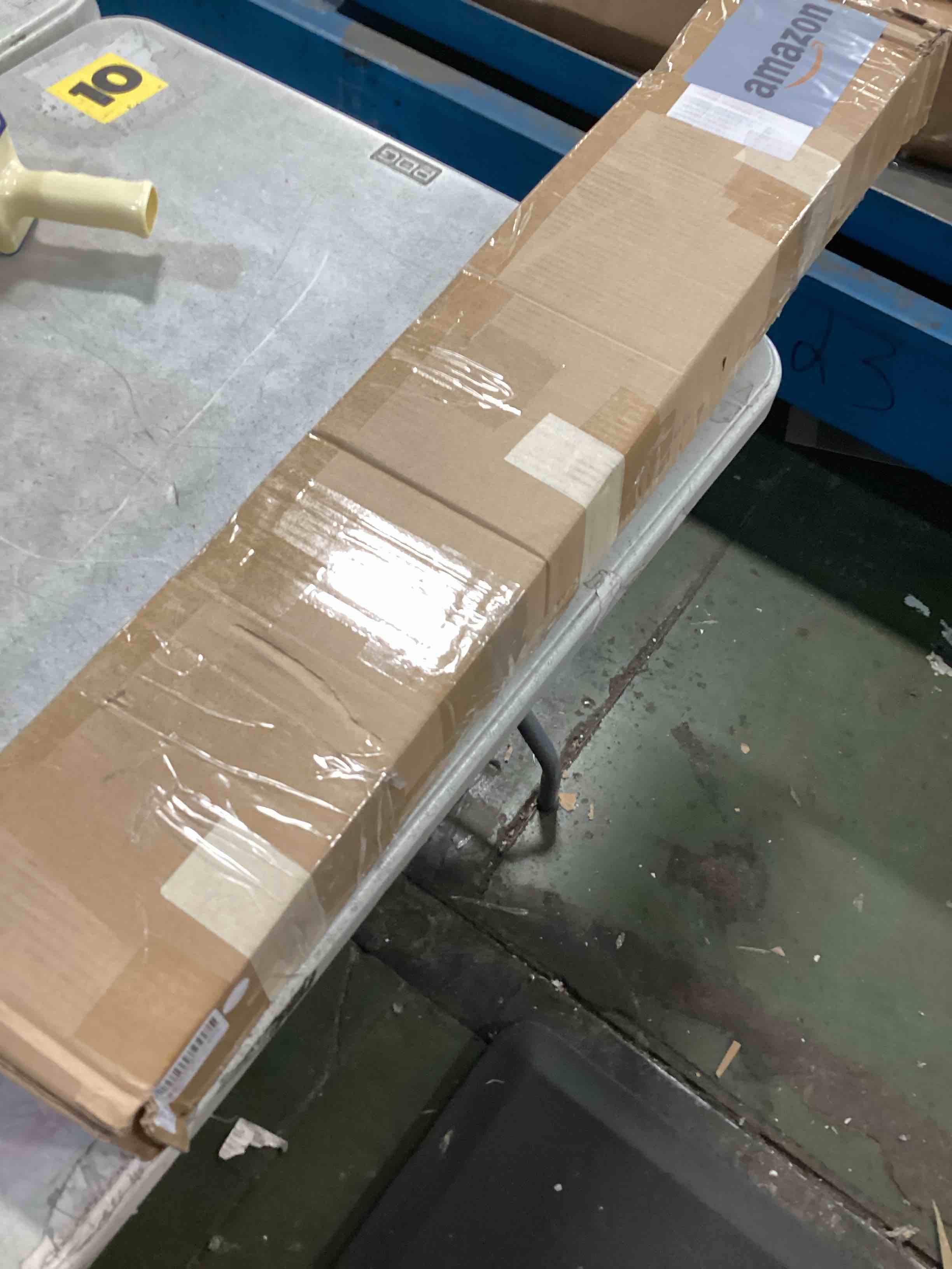 https://s3.amazonaws.com/lotting-images-prod/bidfta/PPE1945754_1743705040887.jpeg