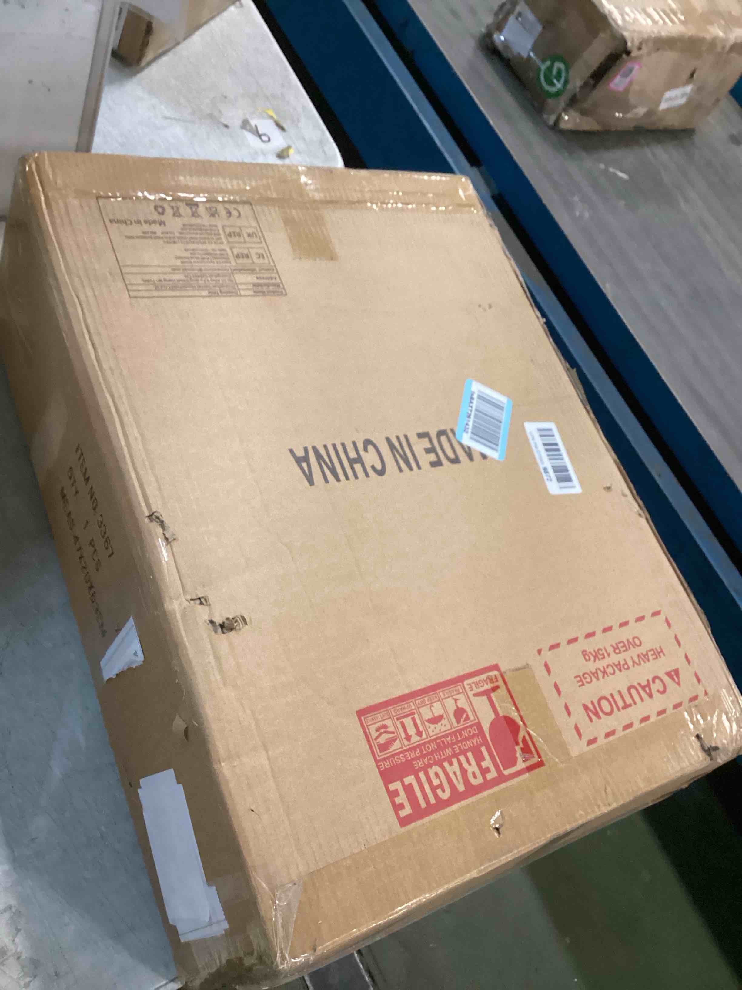 https://s3.amazonaws.com/lotting-images-prod/bidfta/PPE1946513_1744633096766.jpeg
