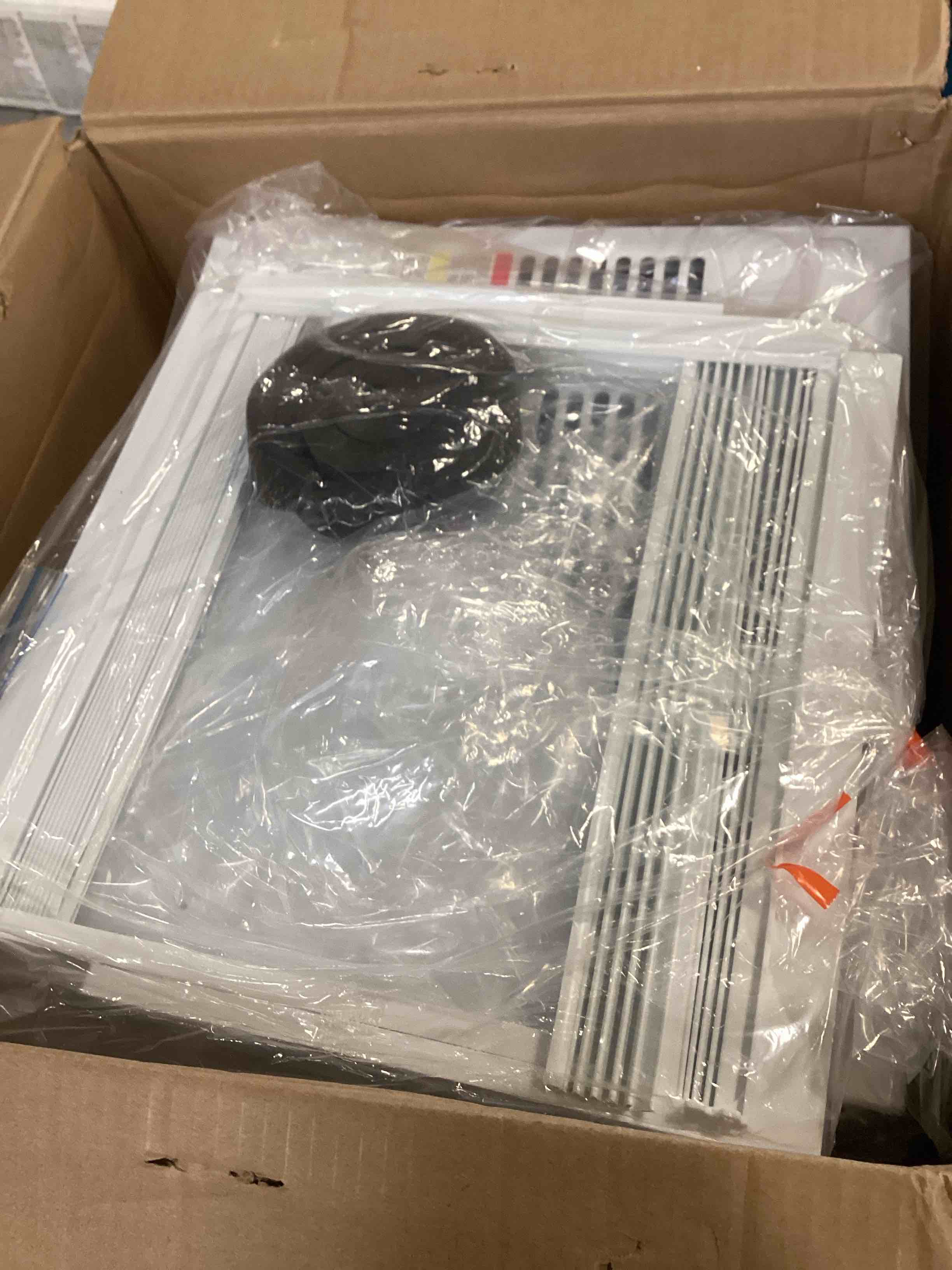 https://s3.amazonaws.com/lotting-images-prod/bidfta/PPE1946945_1744897875311.jpeg