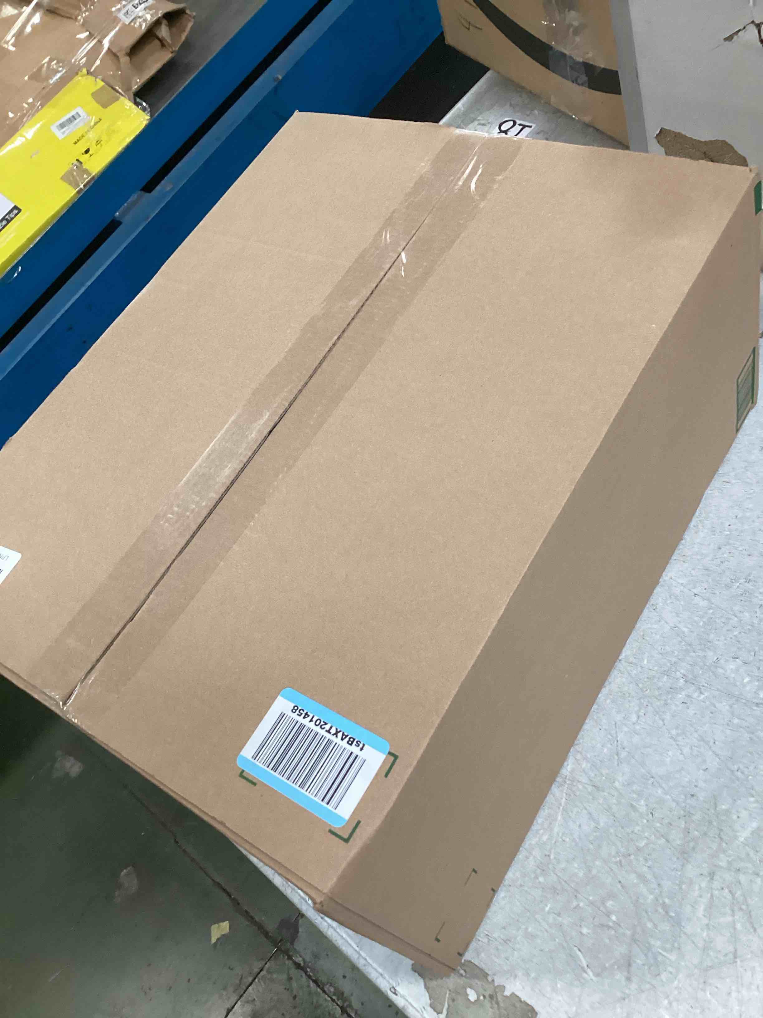 https://s3.amazonaws.com/lotting-images-prod/bidfta/PPE1947127_1744983112566.jpeg