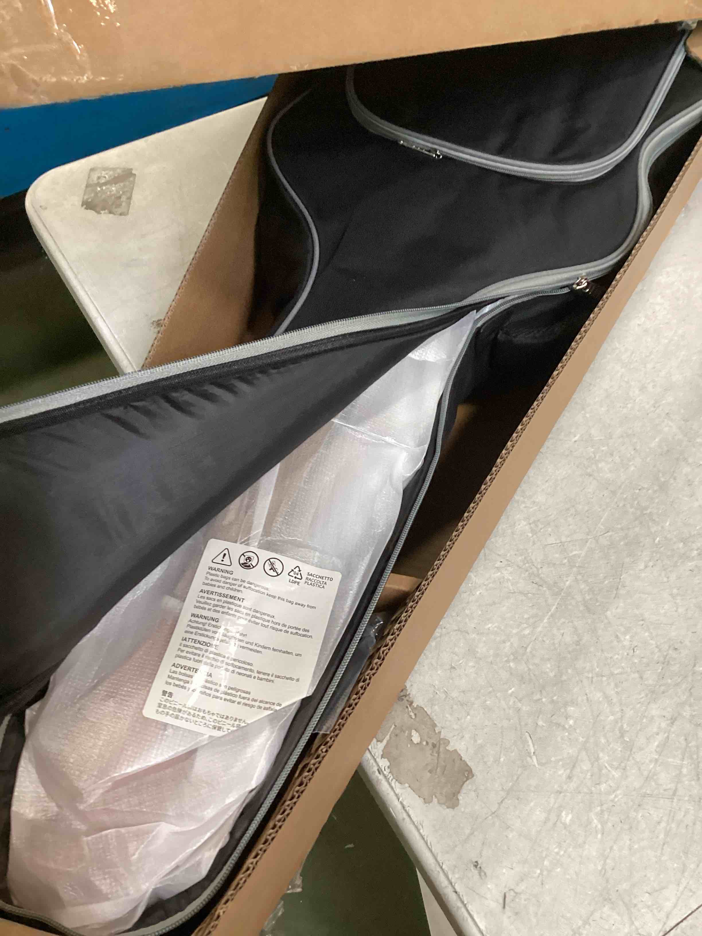 https://s3.amazonaws.com/lotting-images-prod/bidfta/PPE1947175_1744987939138.jpeg