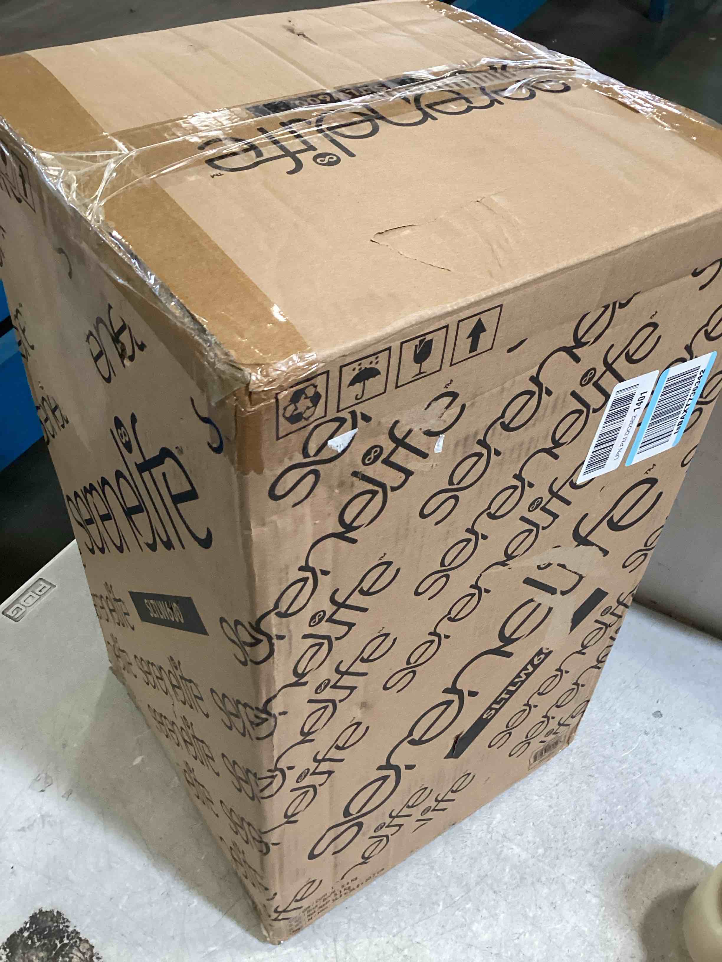 https://s3.amazonaws.com/lotting-images-prod/bidfta/PPE1947211_1744992055642.jpeg