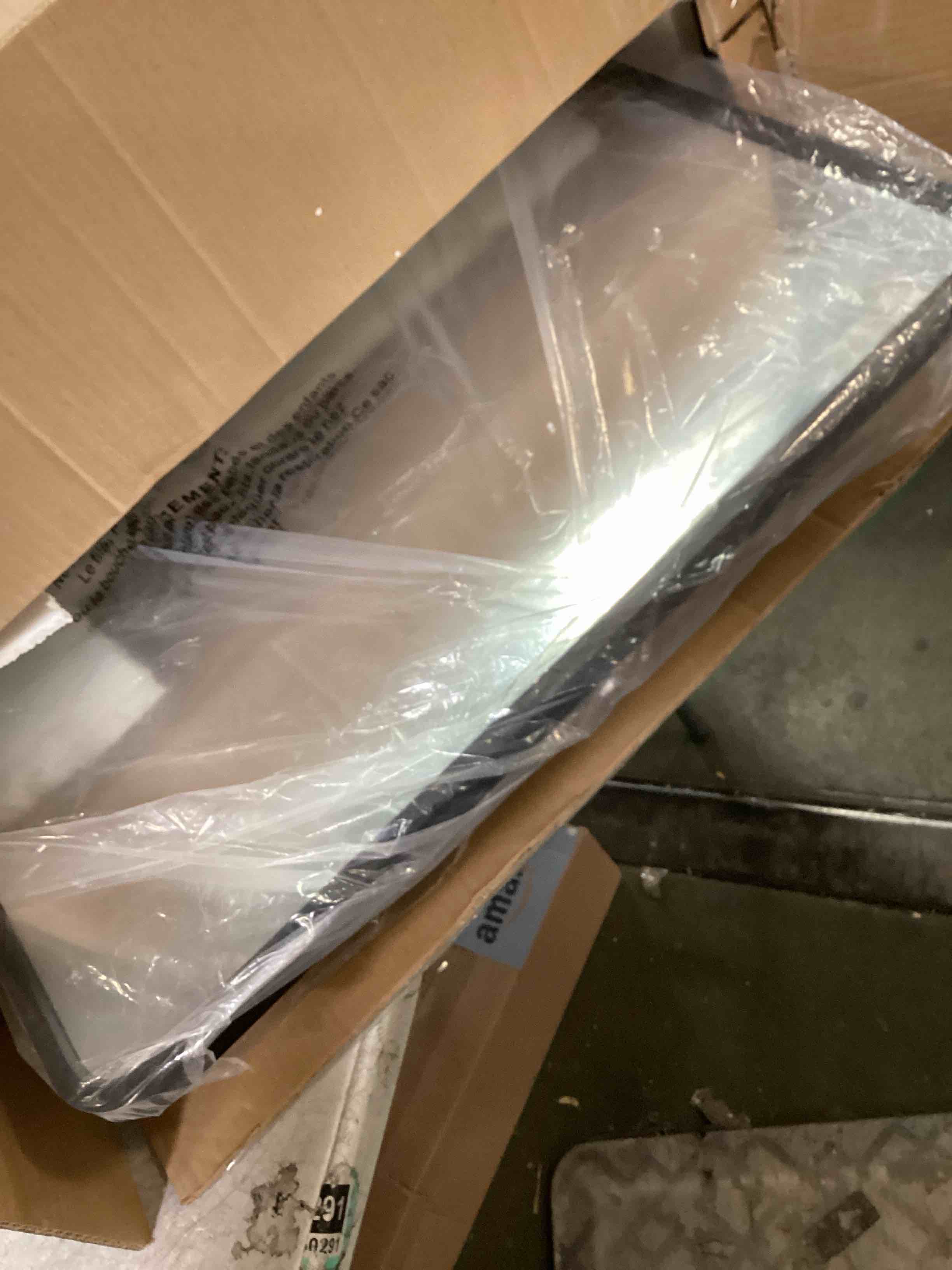 https://s3.amazonaws.com/lotting-images-prod/bidfta/PPE1947758_1745515136540.jpeg