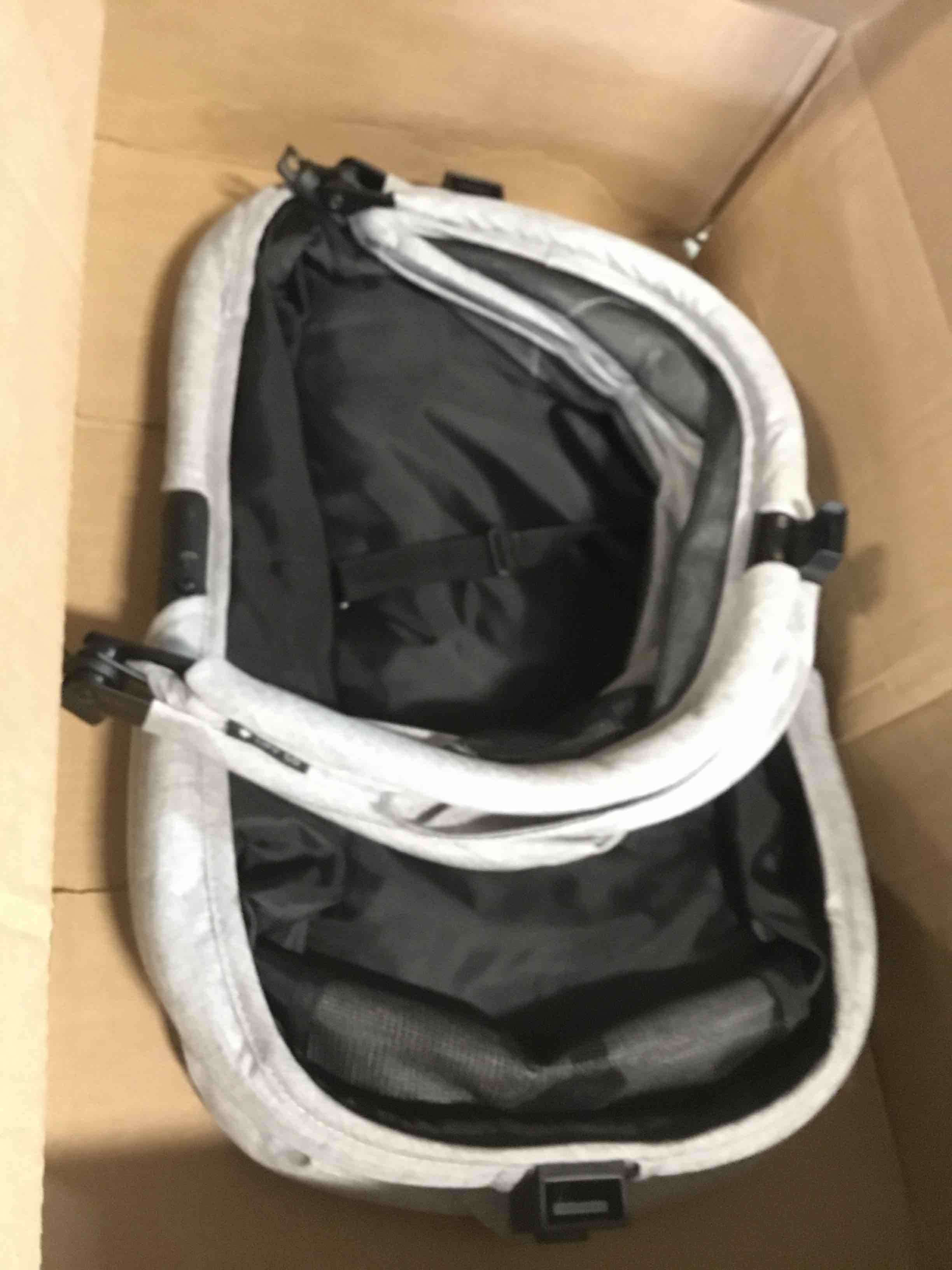 https://s3.amazonaws.com/lotting-images-prod/bidfta/PPE1948605_1743089353002.jpeg