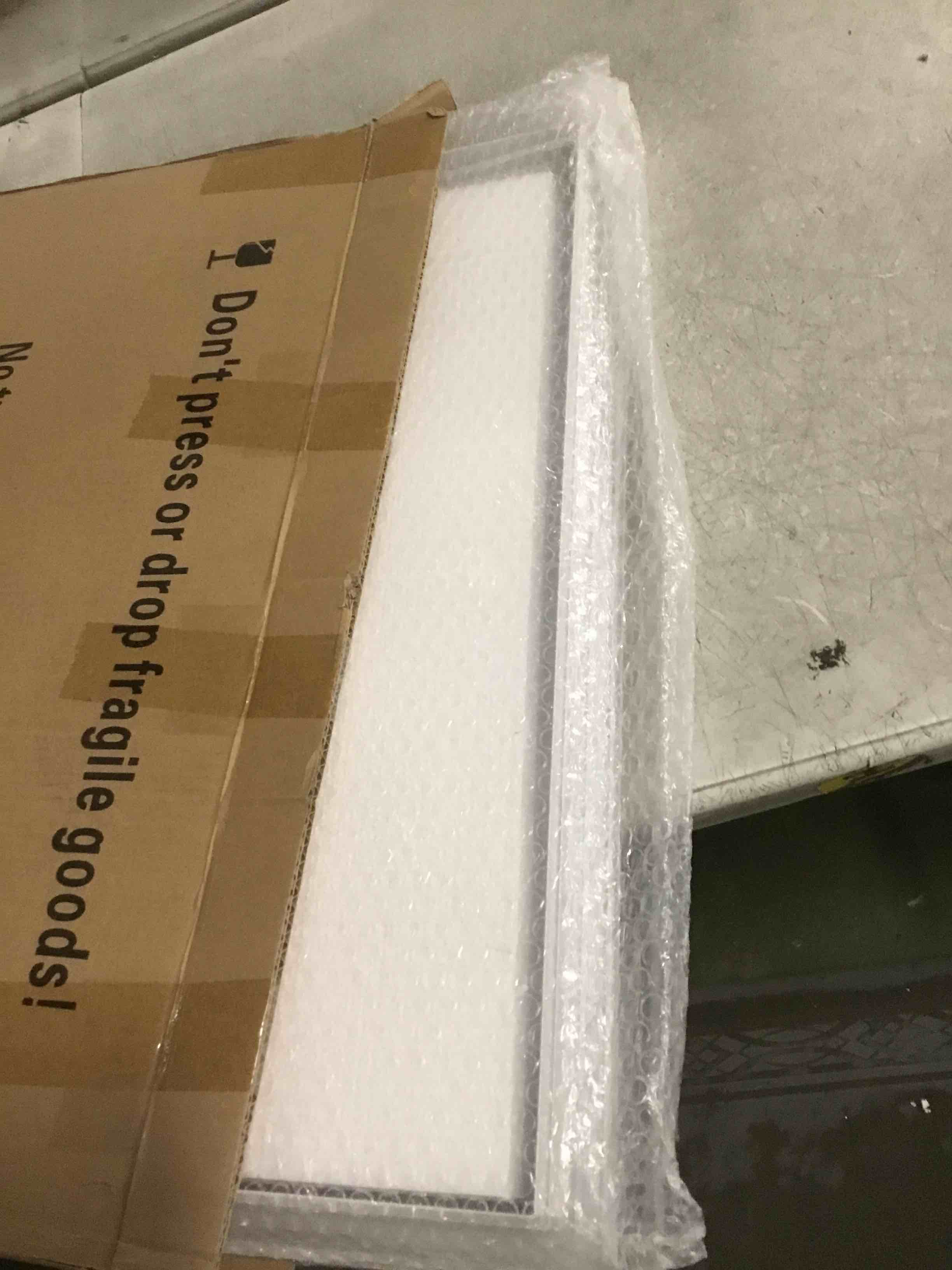 https://s3.amazonaws.com/lotting-images-prod/bidfta/PPE1948984_1743424525305.jpeg