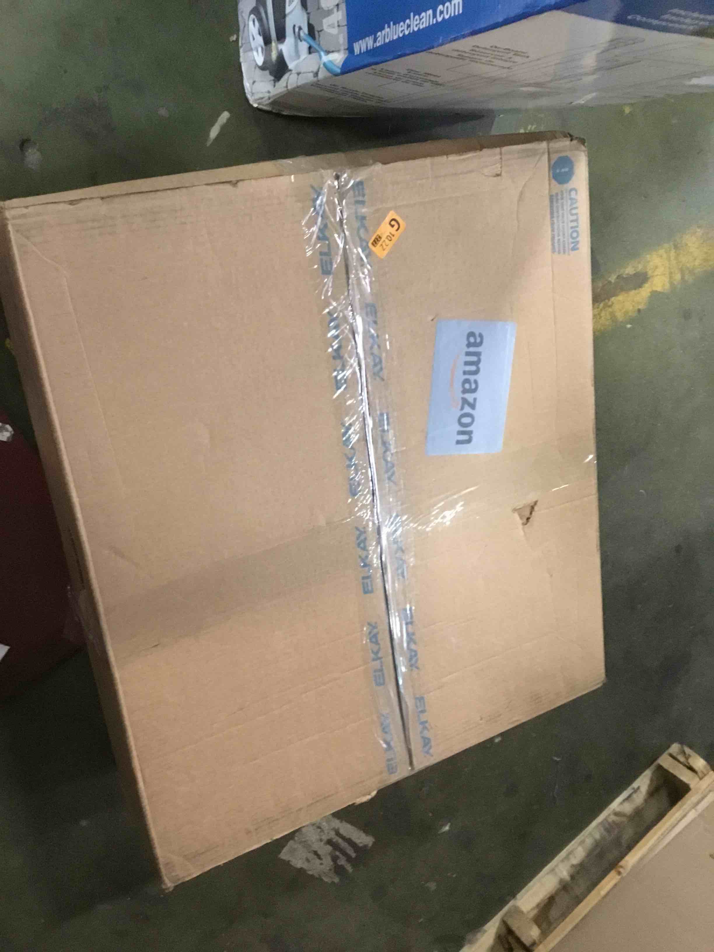 https://s3.amazonaws.com/lotting-images-prod/bidfta/PPE1949497_1743597841995.jpeg