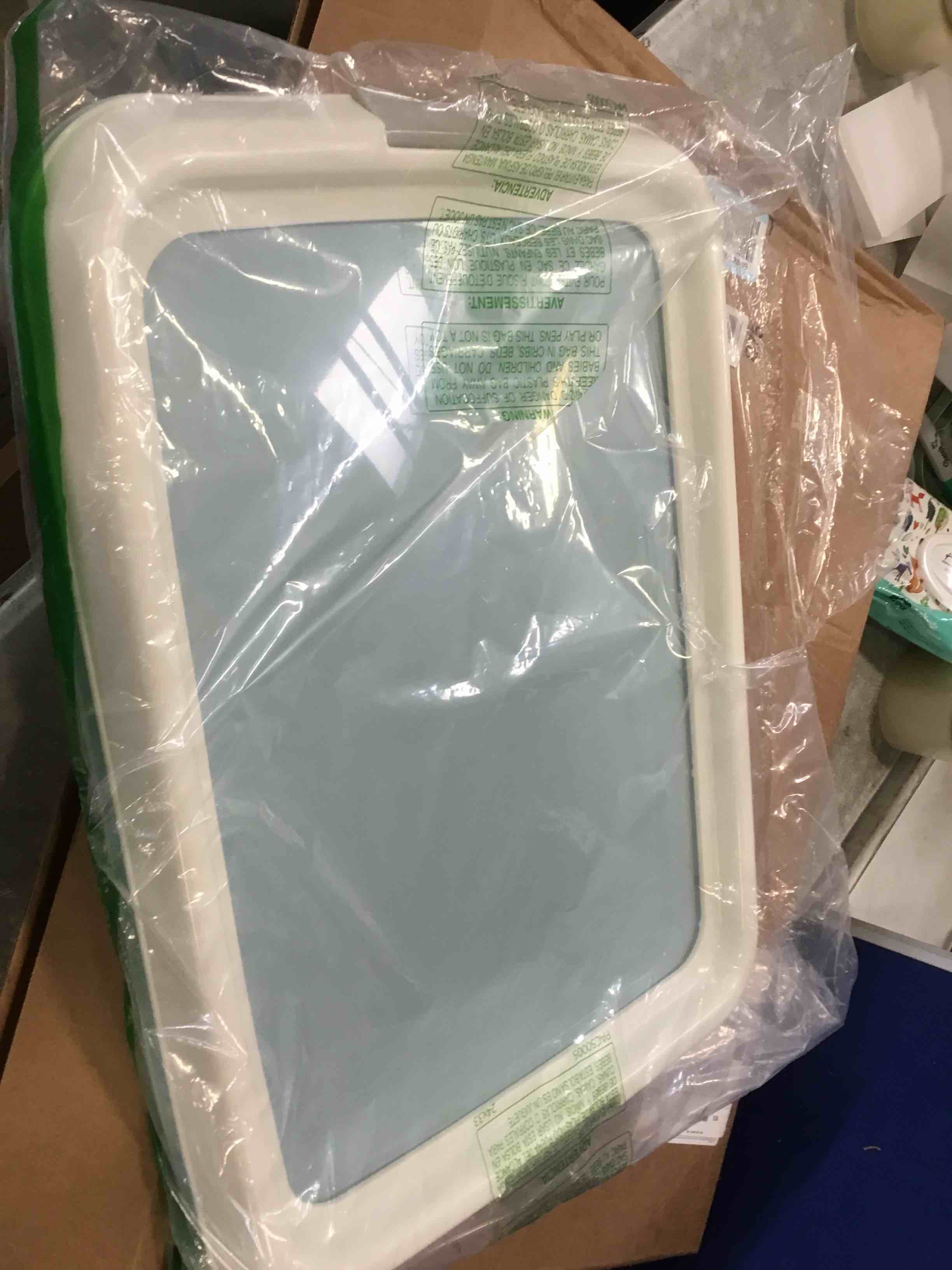 https://s3.amazonaws.com/lotting-images-prod/bidfta/PPE1950082_1744030554530.jpeg