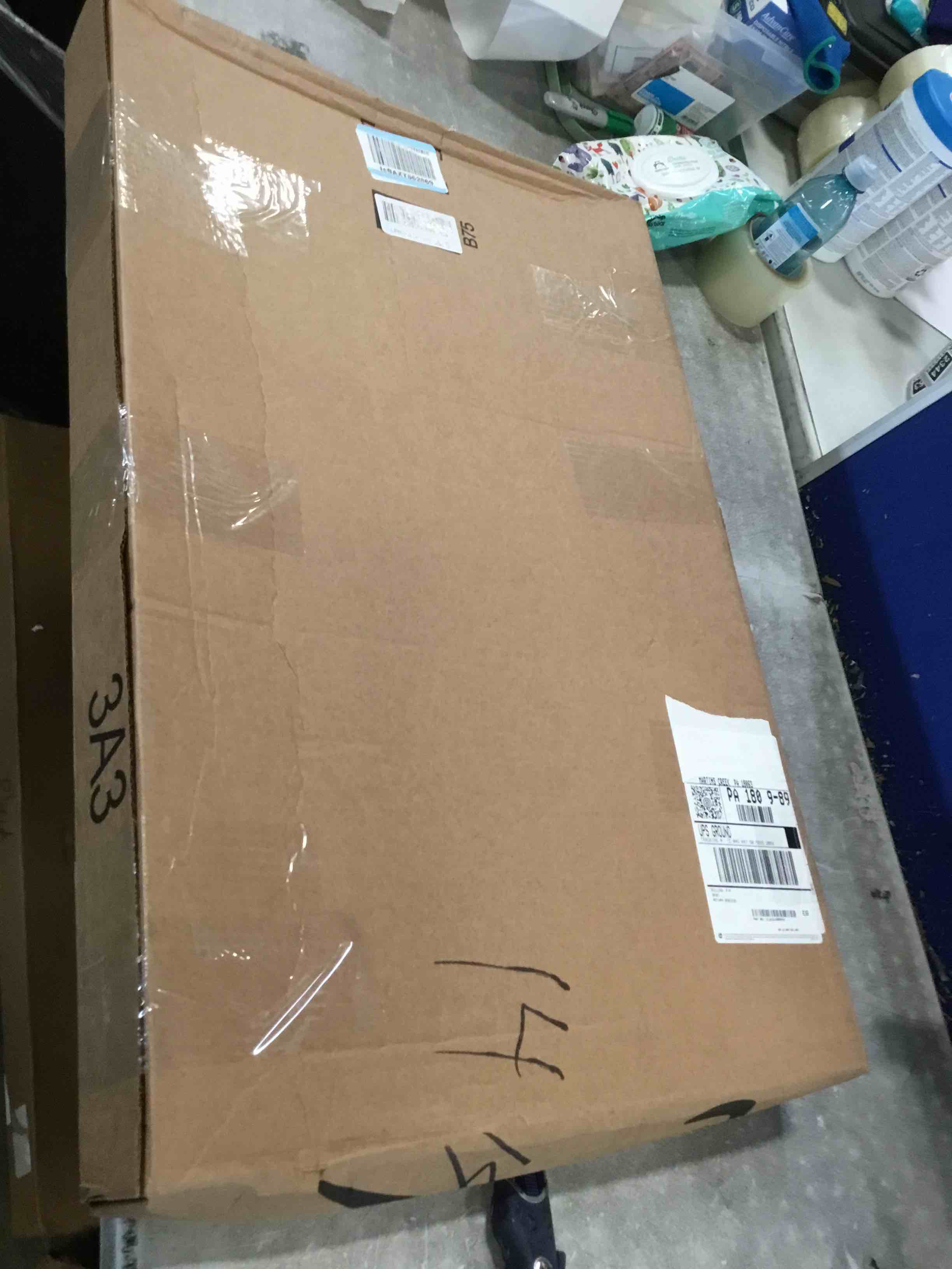 https://s3.amazonaws.com/lotting-images-prod/bidfta/PPE1950082_1744030578323.jpeg