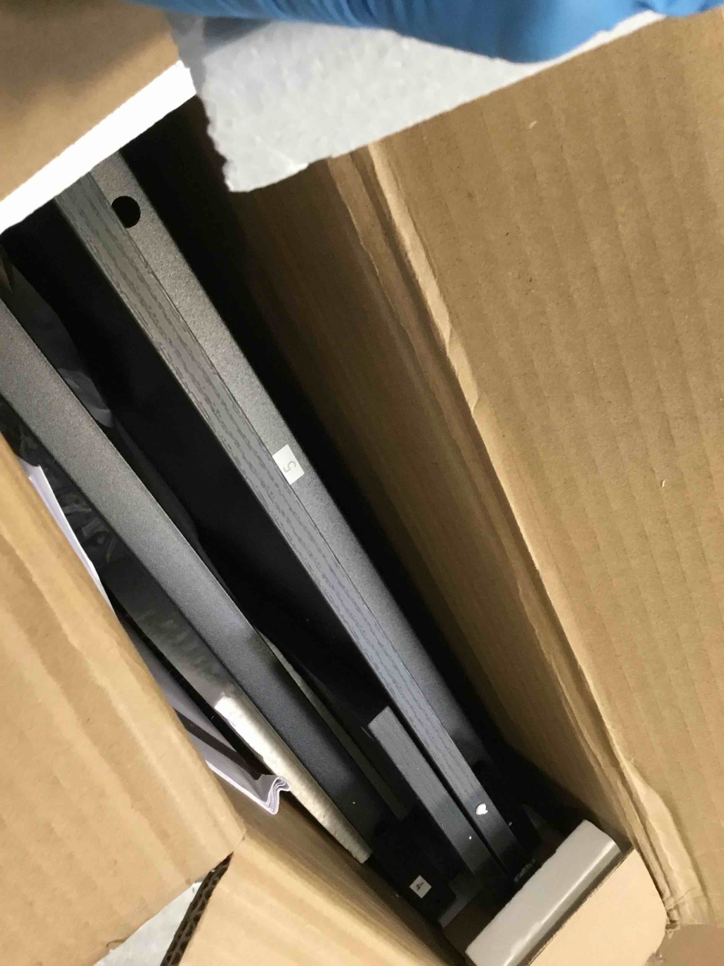 https://s3.amazonaws.com/lotting-images-prod/bidfta/PPE1950129_1744036422099.jpeg
