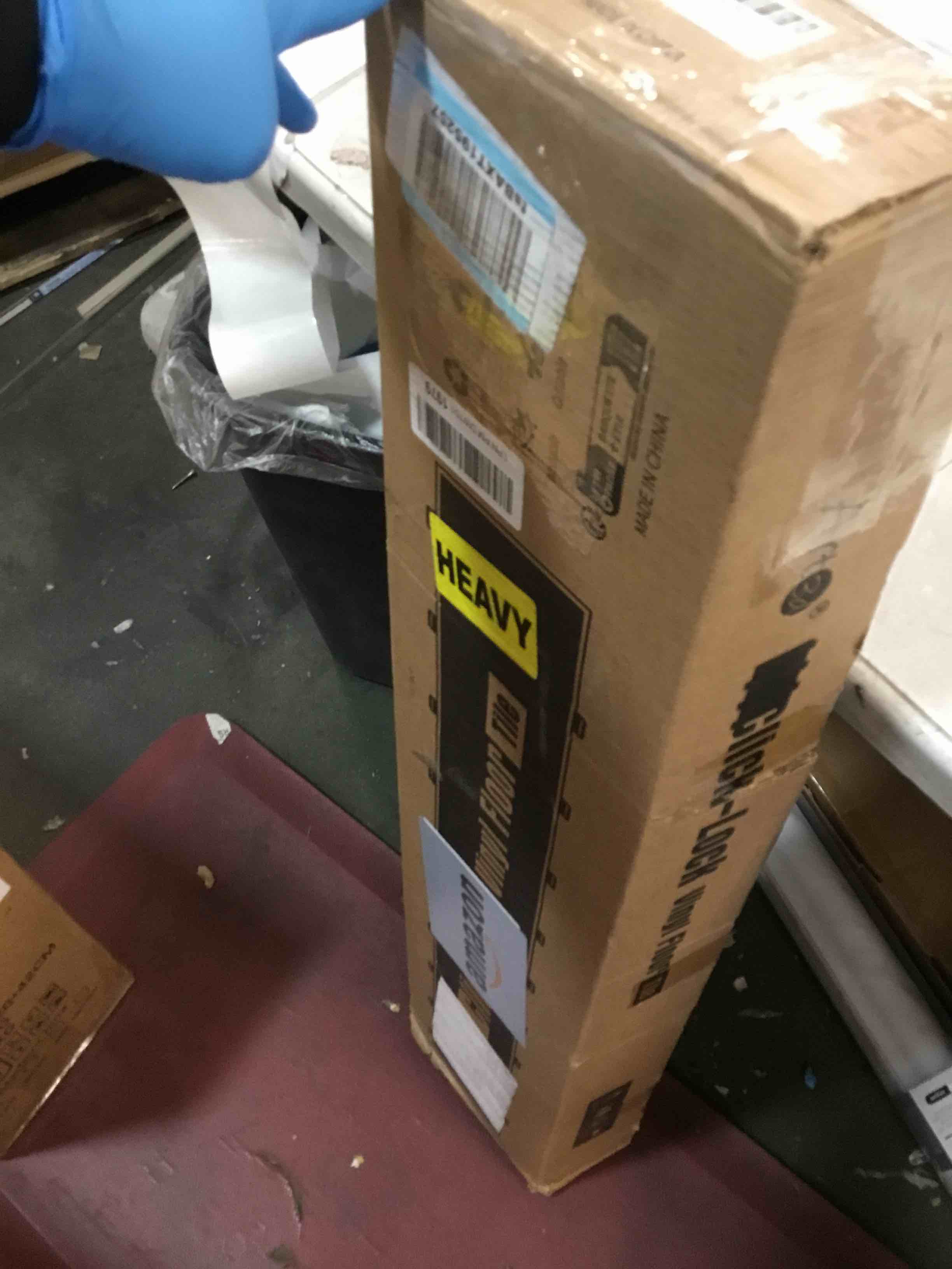 https://s3.amazonaws.com/lotting-images-prod/bidfta/PPE1950512_1744140340561.jpeg