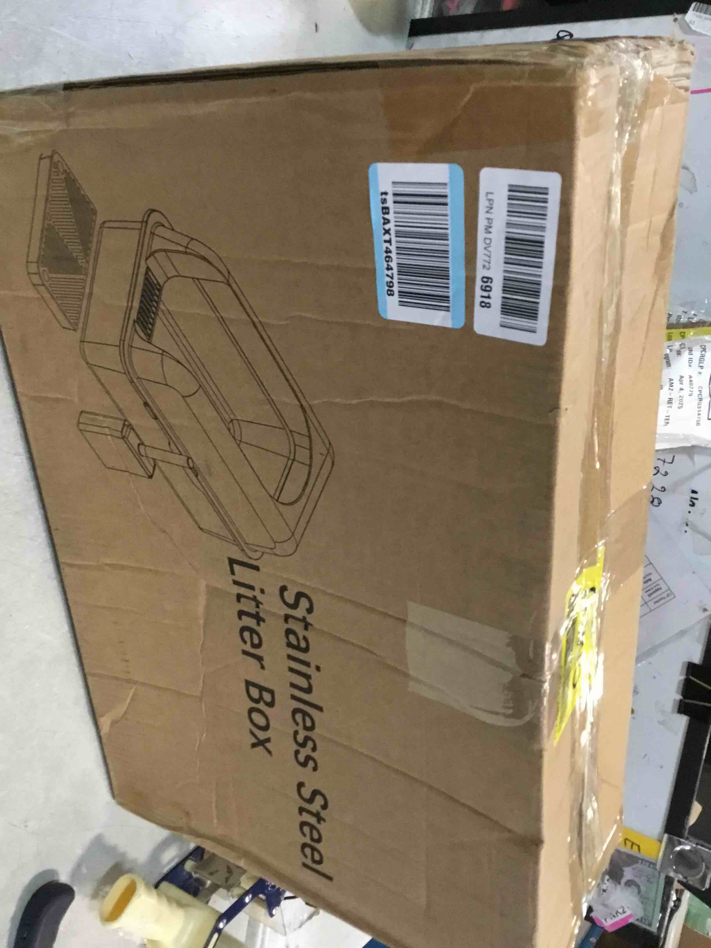 https://s3.amazonaws.com/lotting-images-prod/bidfta/PPE1950513_1744140430738.jpeg