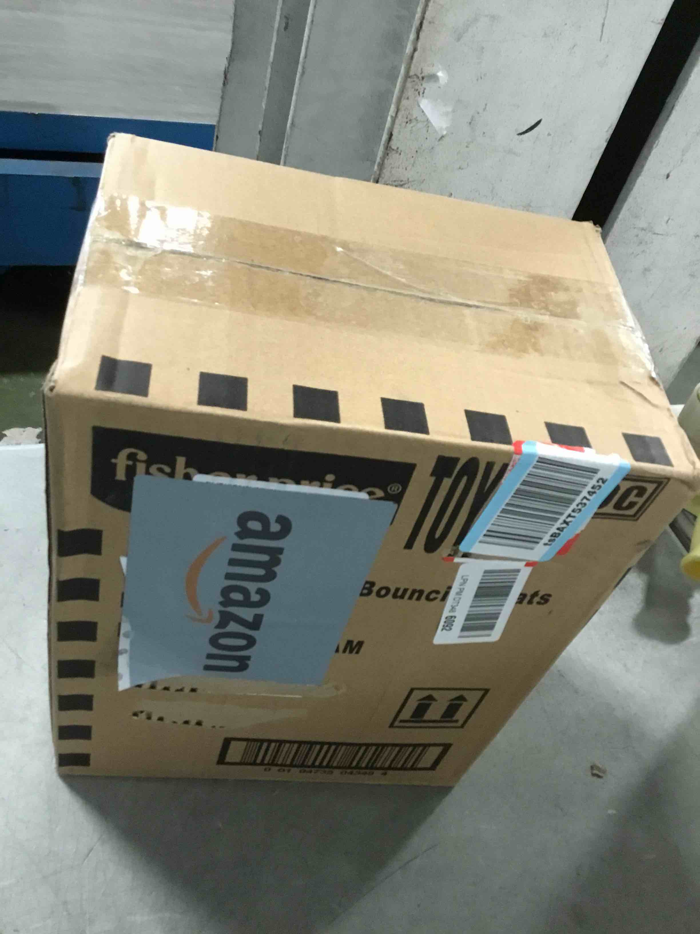https://s3.amazonaws.com/lotting-images-prod/bidfta/PPE1950536_1744200713477.jpeg