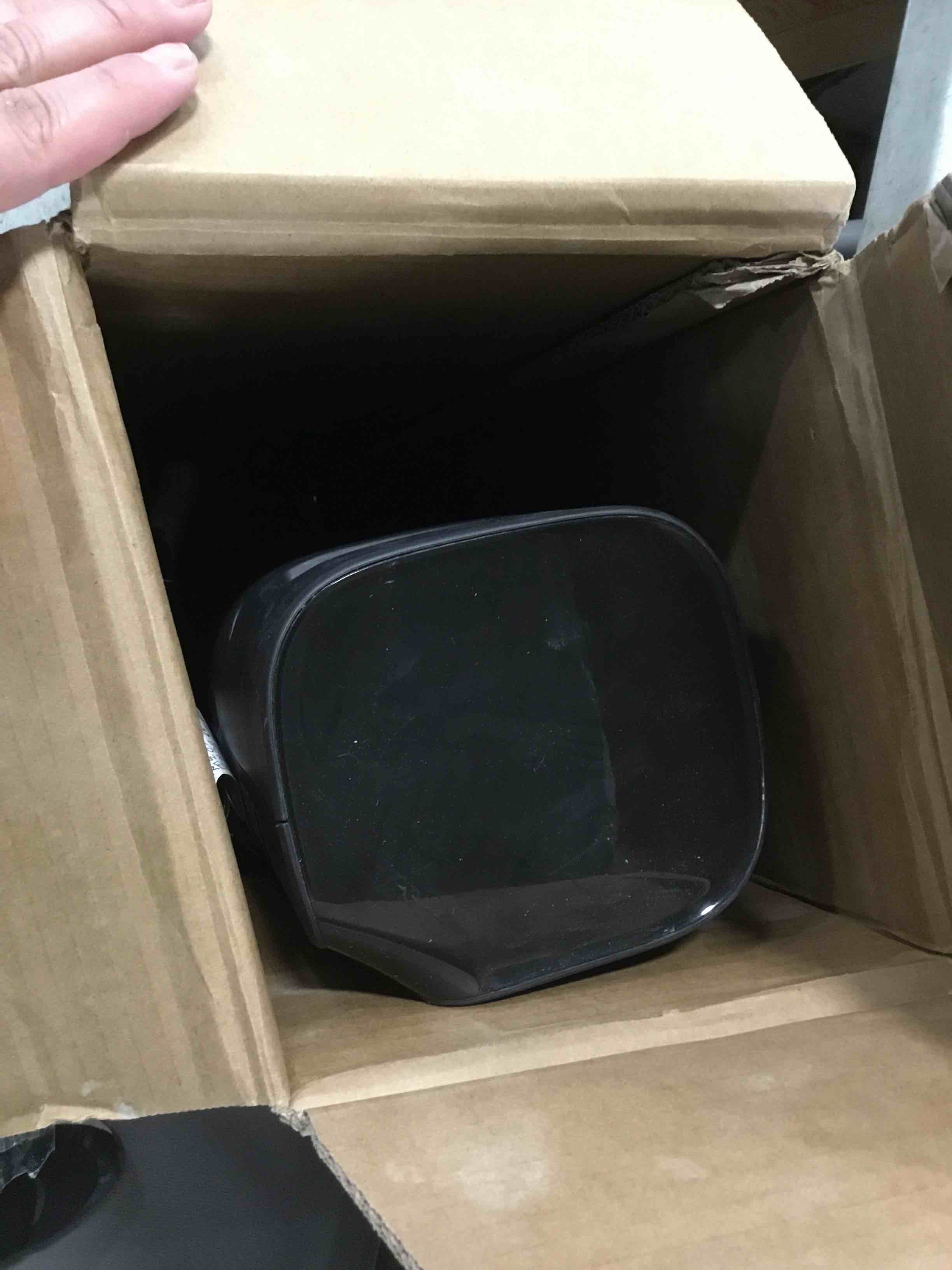 https://s3.amazonaws.com/lotting-images-prod/bidfta/PPE1950554_1744202456580.jpeg