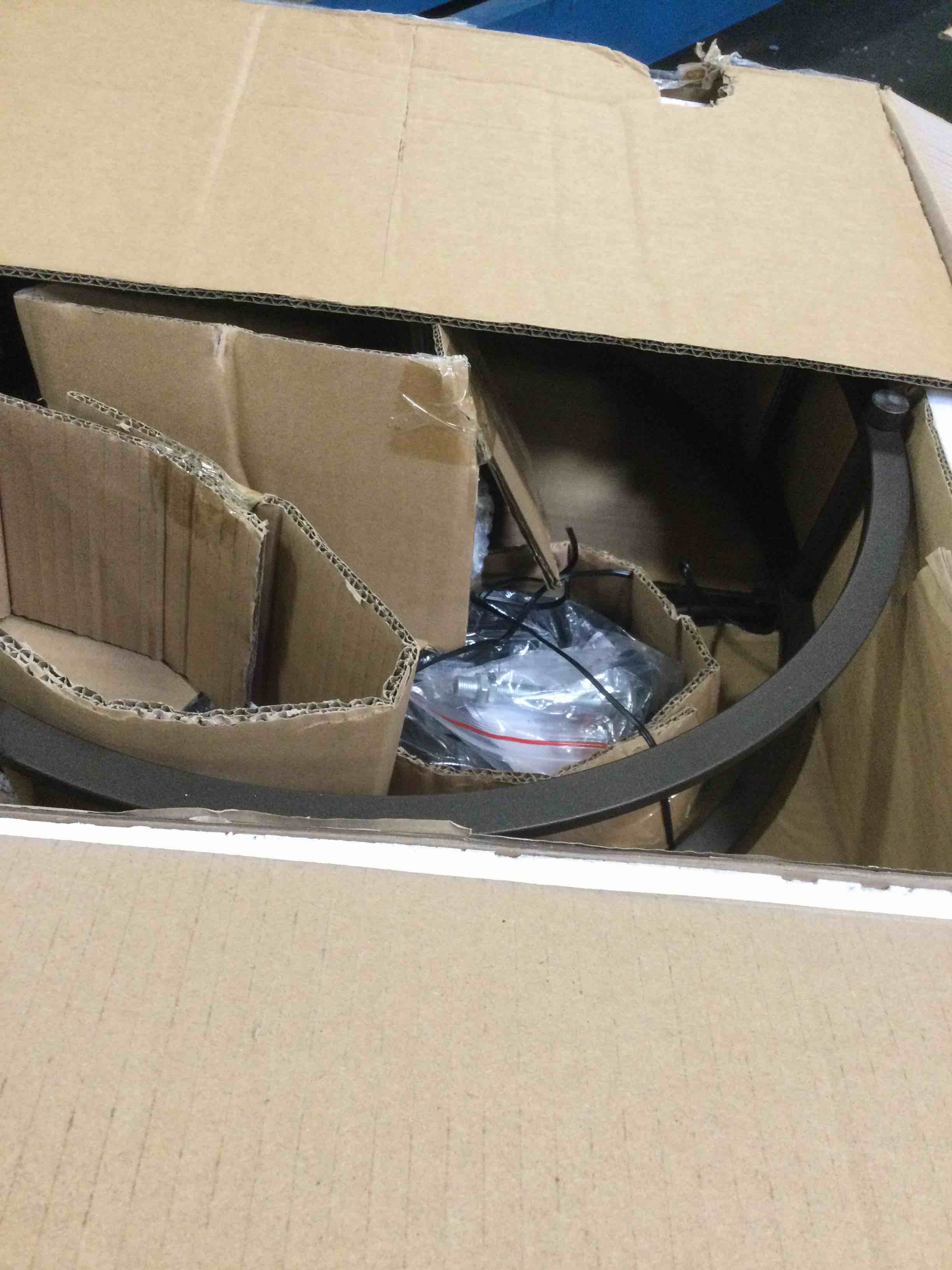 https://s3.amazonaws.com/lotting-images-prod/bidfta/PPE1951055_1742826562609.jpeg