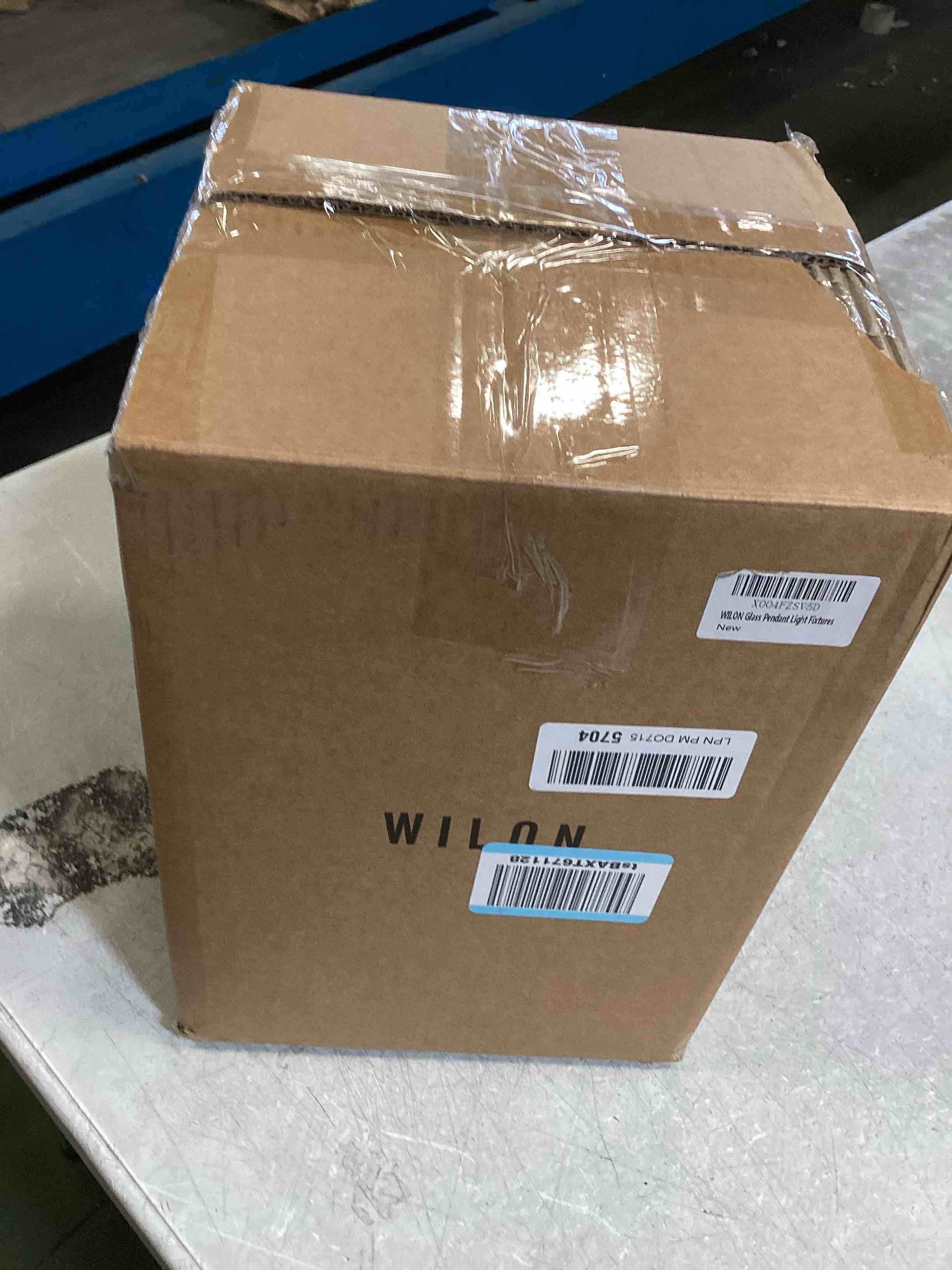 https://s3.amazonaws.com/lotting-images-prod/bidfta/PPE1951168_1742839259172.jpeg