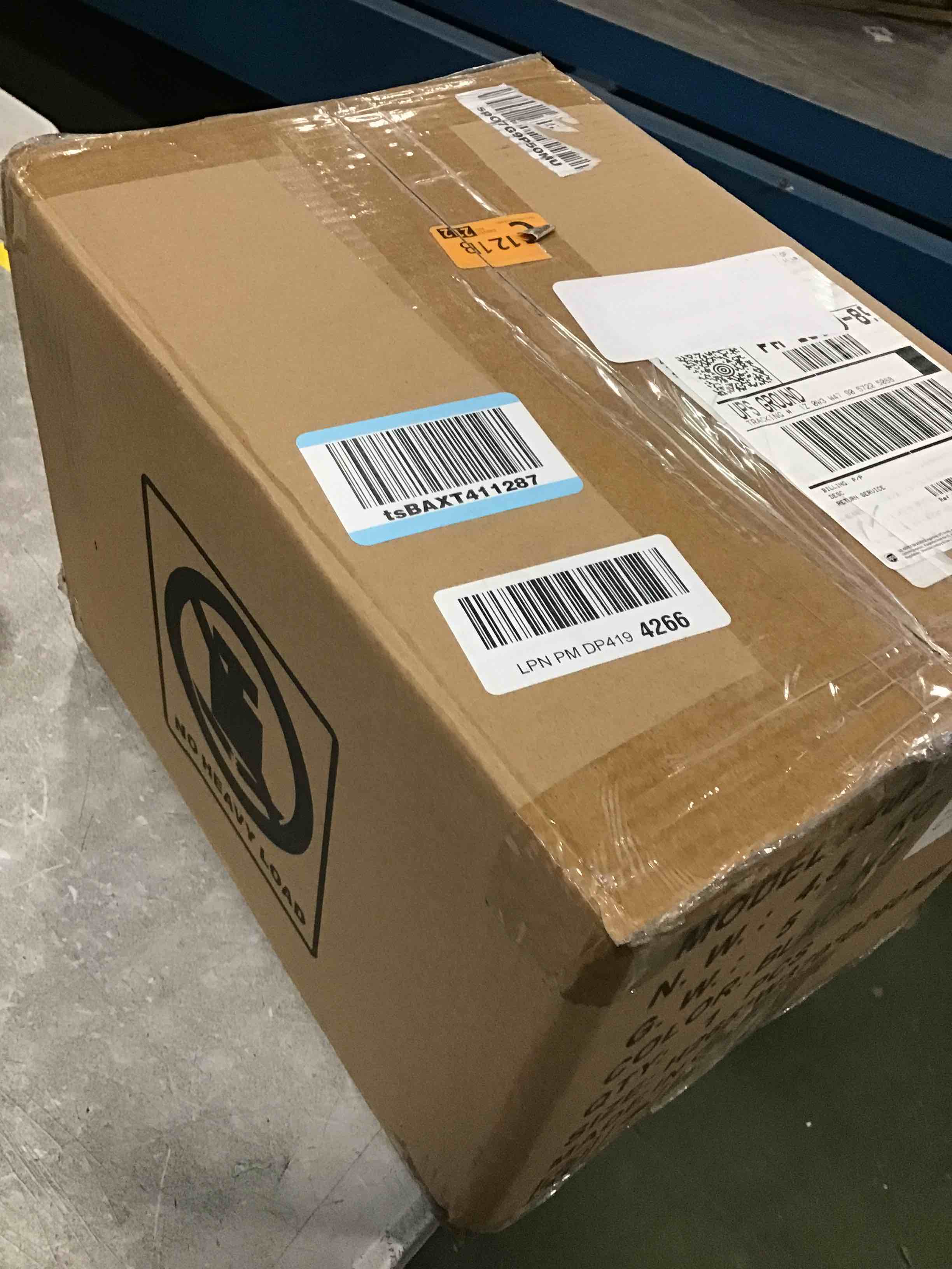 https://s3.amazonaws.com/lotting-images-prod/bidfta/PPE1951484_1742991946367.jpeg