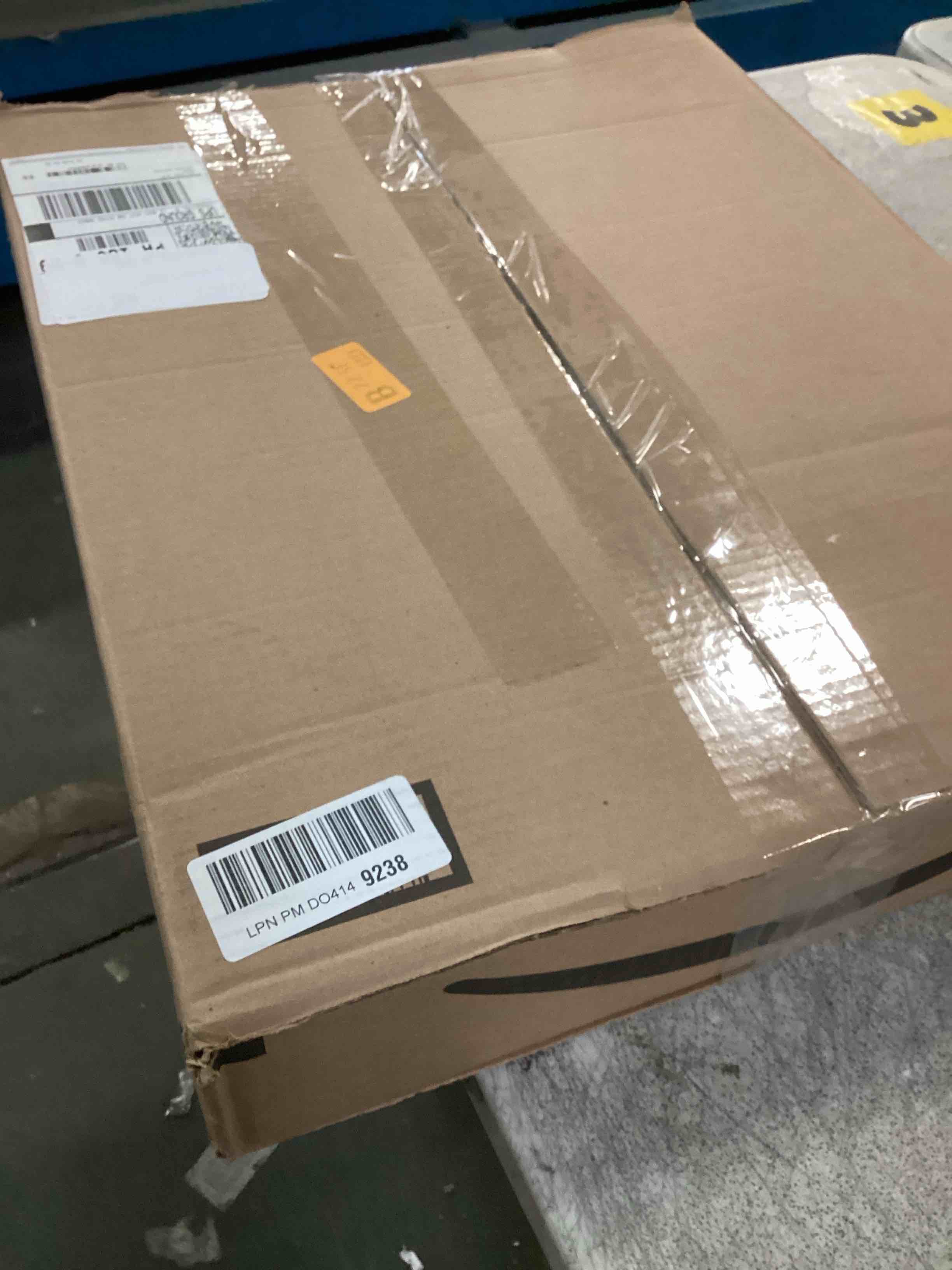 https://s3.amazonaws.com/lotting-images-prod/bidfta/PPE1952247_1743438368241.jpeg