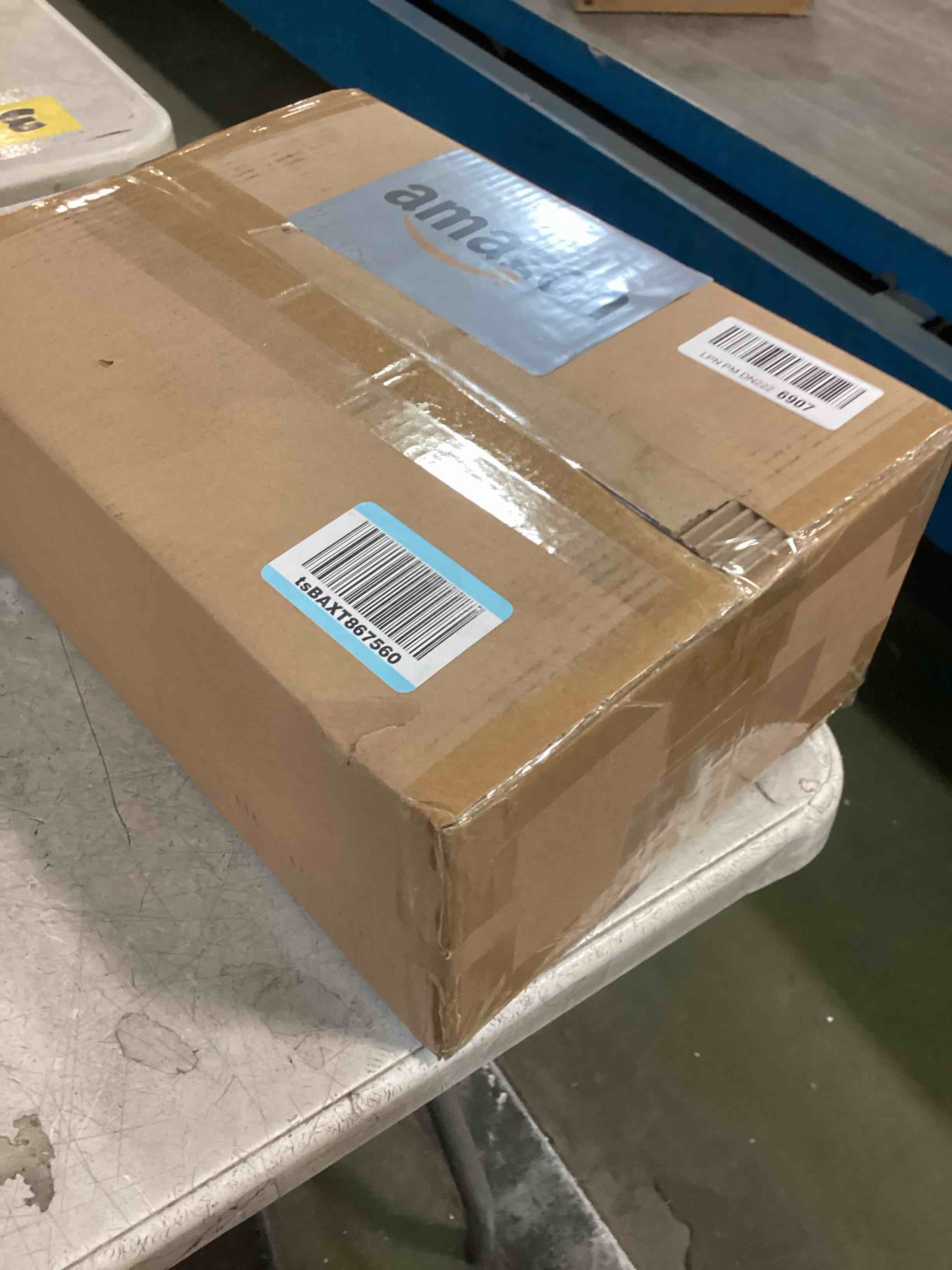 https://s3.amazonaws.com/lotting-images-prod/bidfta/PPE1952363_1743512175123.jpeg