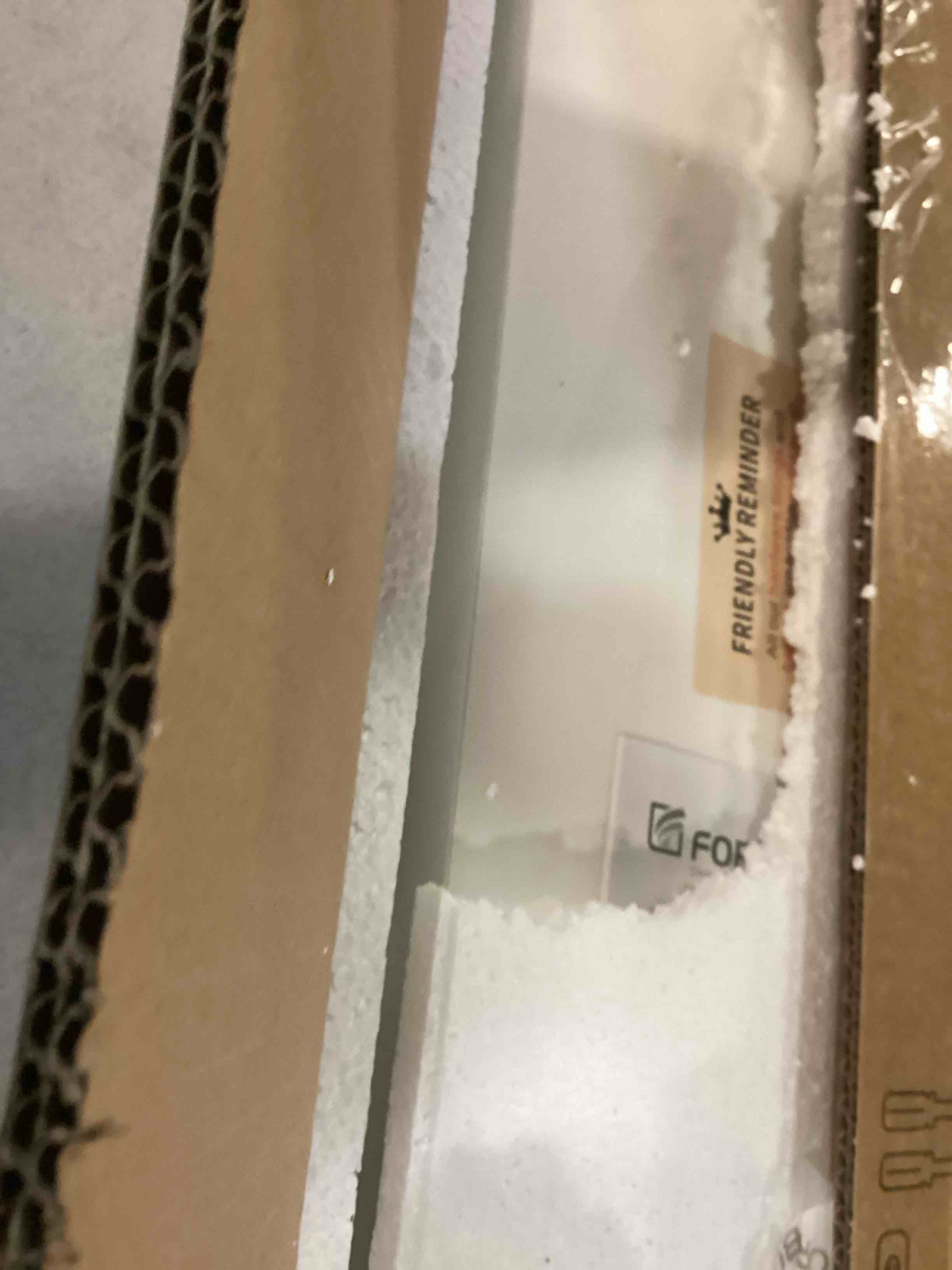 https://s3.amazonaws.com/lotting-images-prod/bidfta/PPE1952856_1743682562703.jpeg