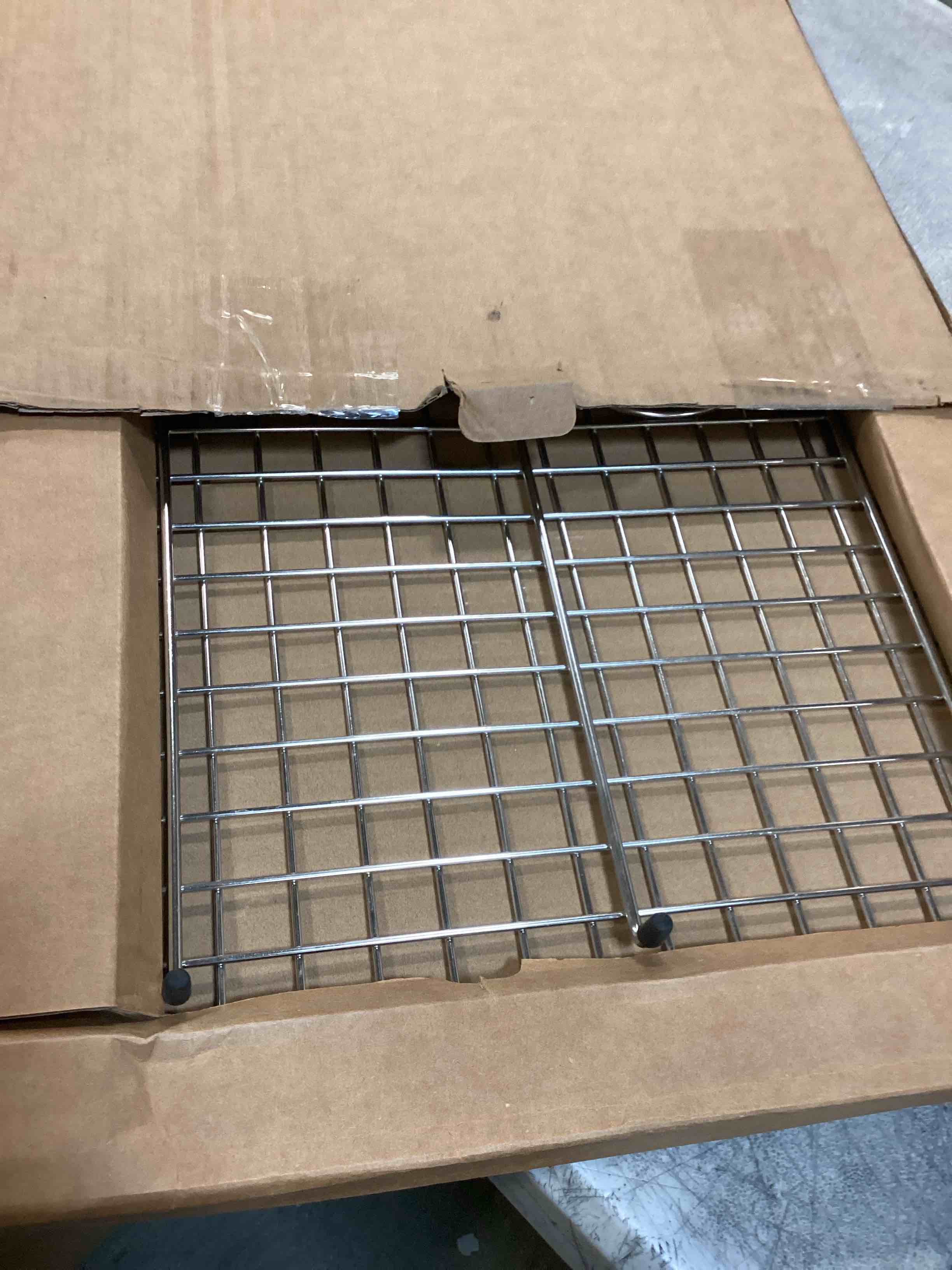 https://s3.amazonaws.com/lotting-images-prod/bidfta/PPE1953117_1743769536008.jpeg