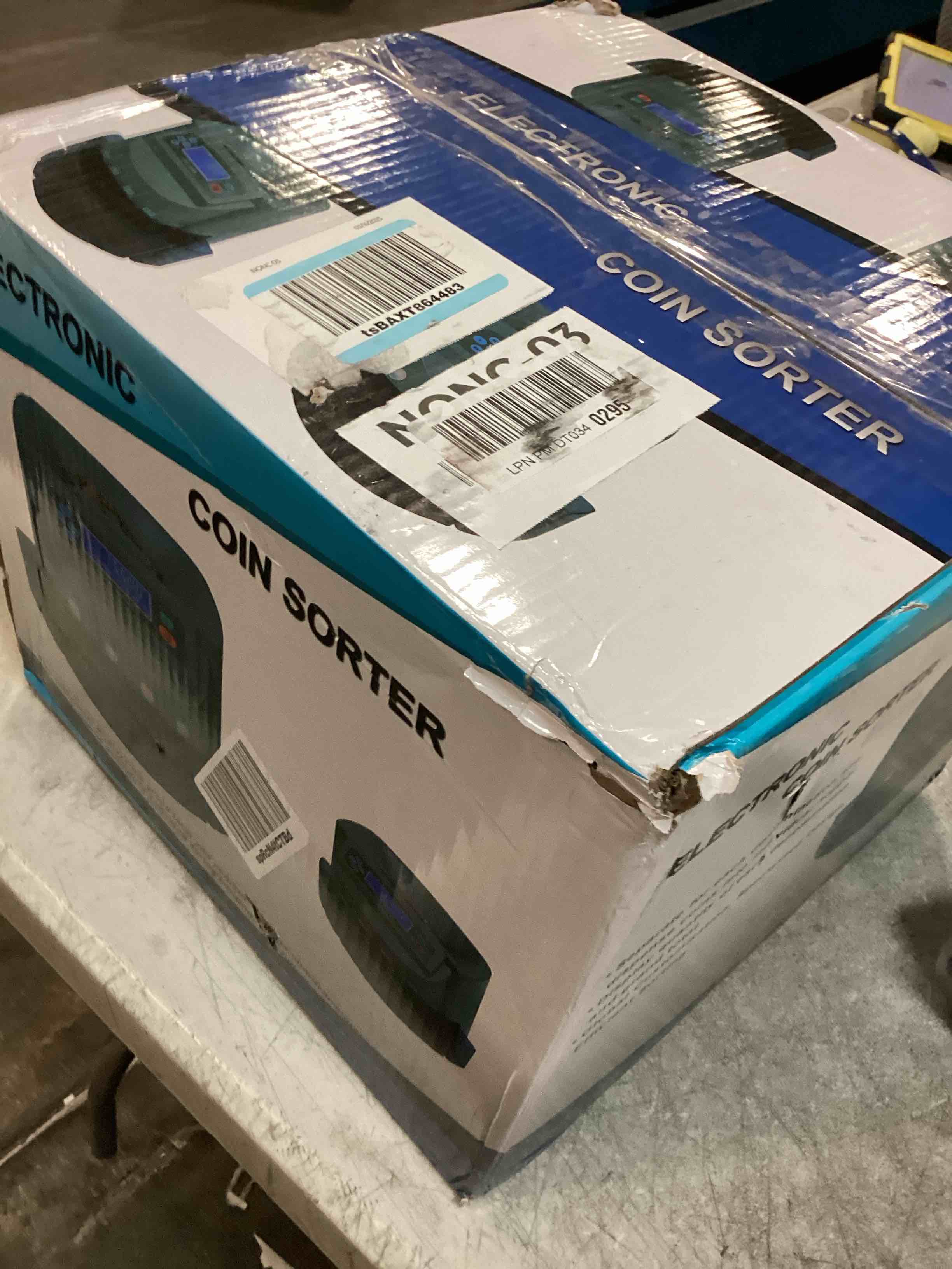 https://s3.amazonaws.com/lotting-images-prod/bidfta/PPE1953260_1743783731214.jpeg