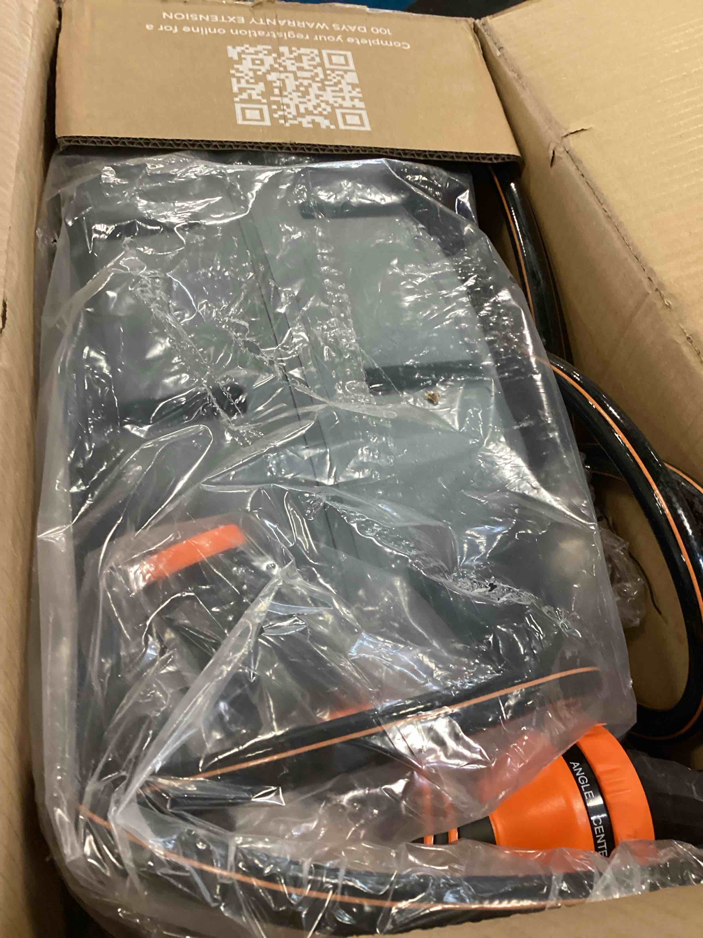 https://s3.amazonaws.com/lotting-images-prod/bidfta/PPE1953791_1744208613625.jpeg