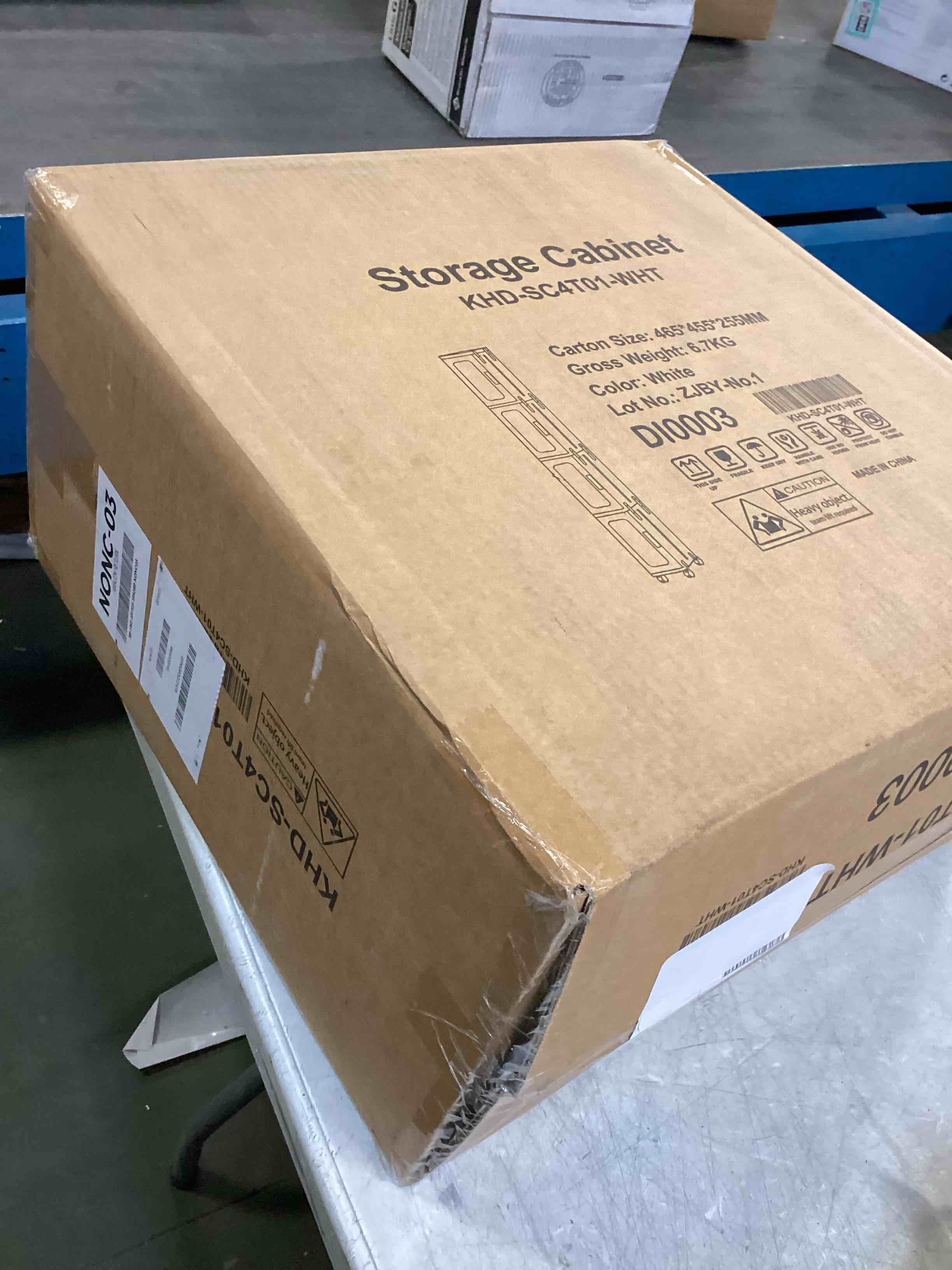 https://s3.amazonaws.com/lotting-images-prod/bidfta/PPE1953892_1744223204122.jpeg