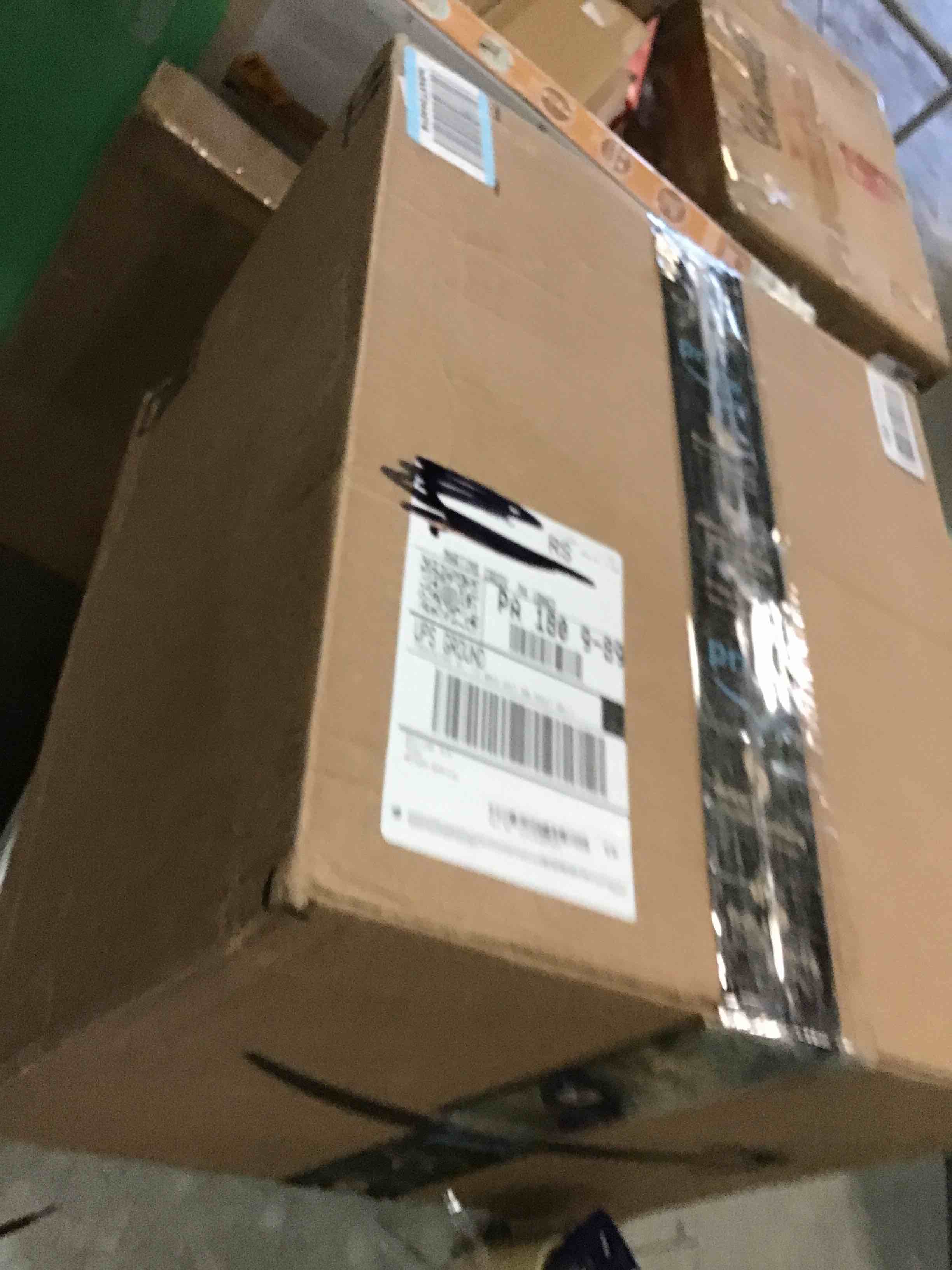 https://s3.amazonaws.com/lotting-images-prod/bidfta/PPE1954033_1742560907707.jpeg