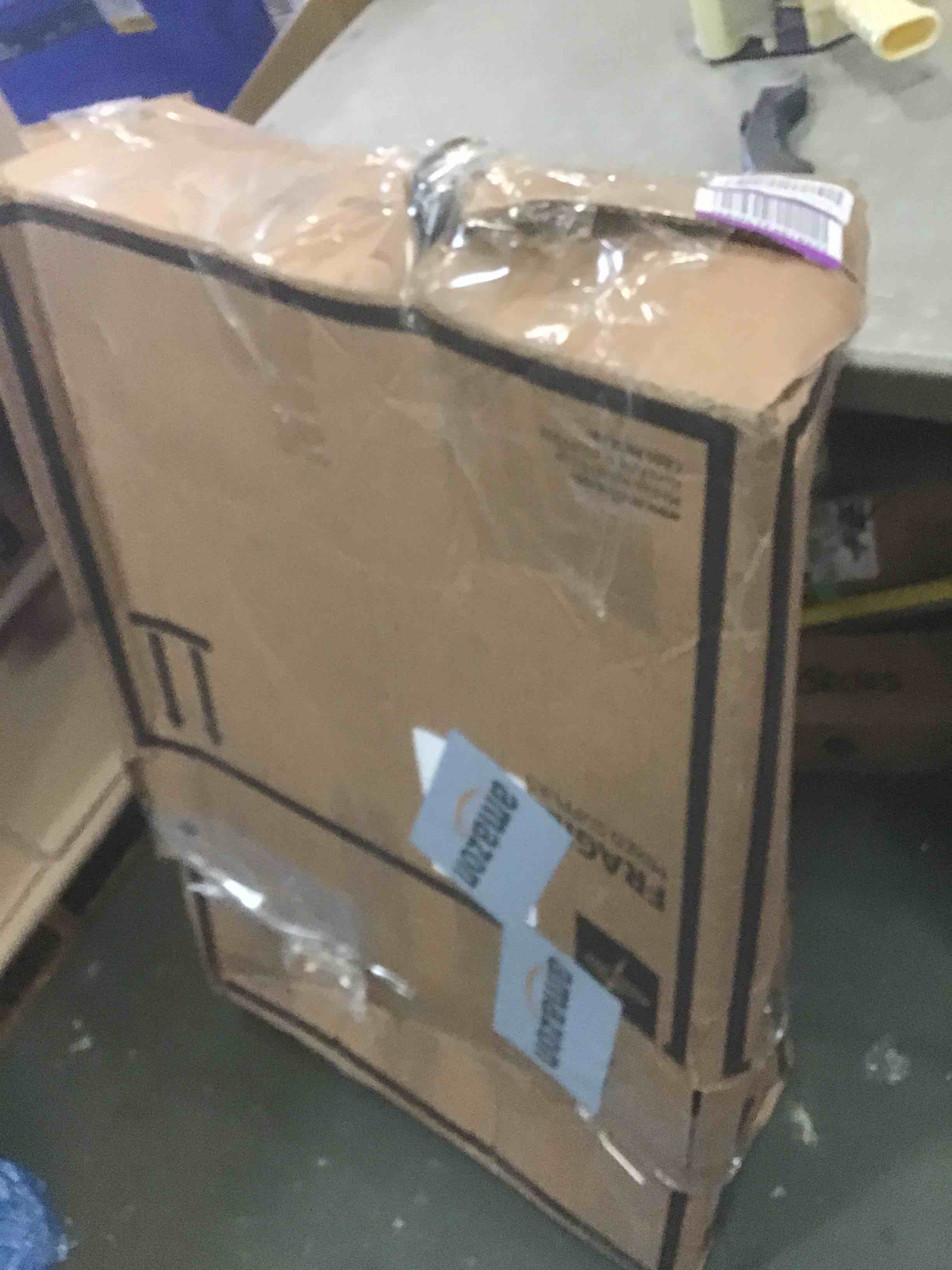 https://s3.amazonaws.com/lotting-images-prod/bidfta/PPE1954296_1742583020120.jpeg
