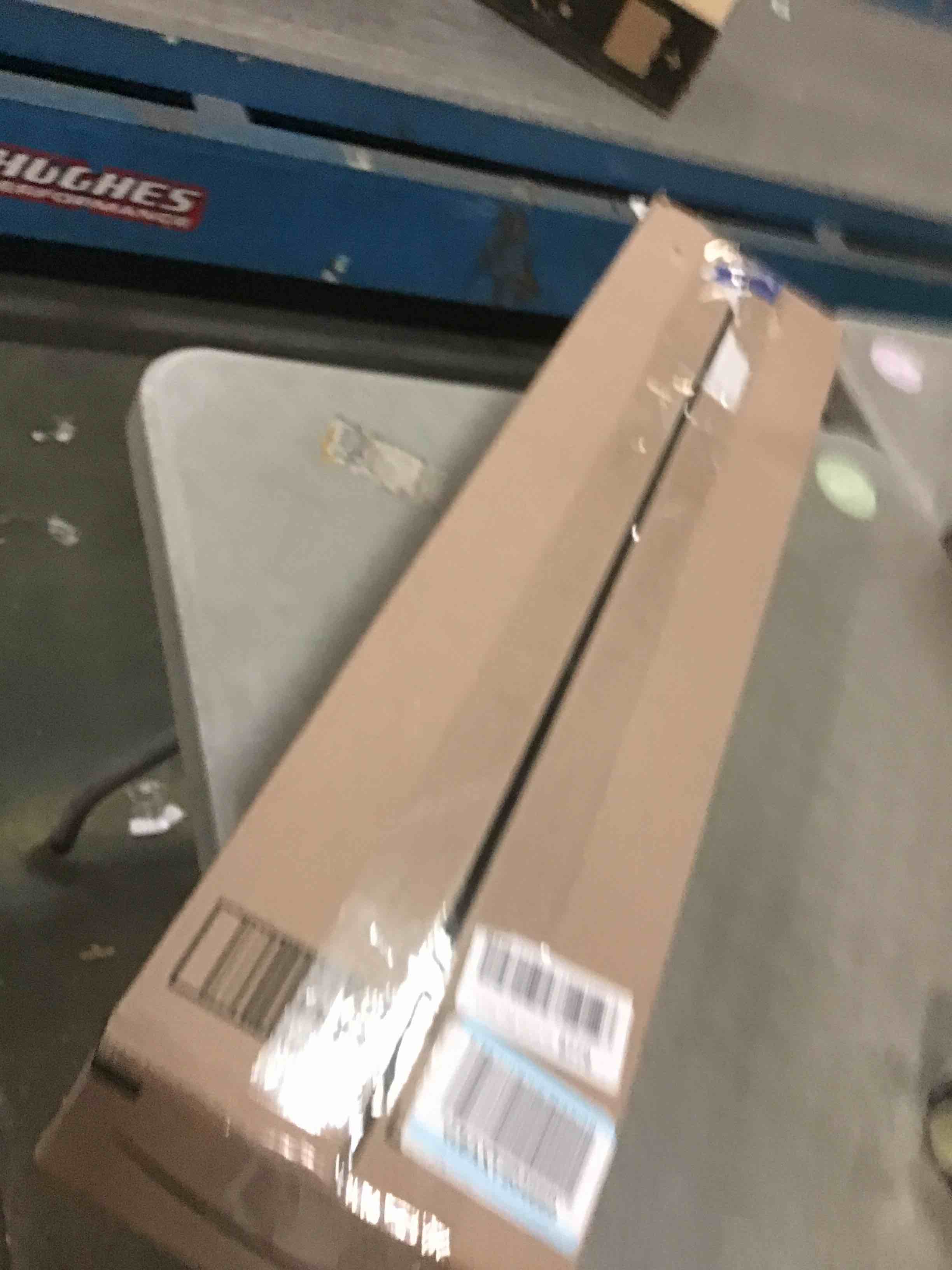 https://s3.amazonaws.com/lotting-images-prod/bidfta/PPE1954412_1742820977571.jpeg