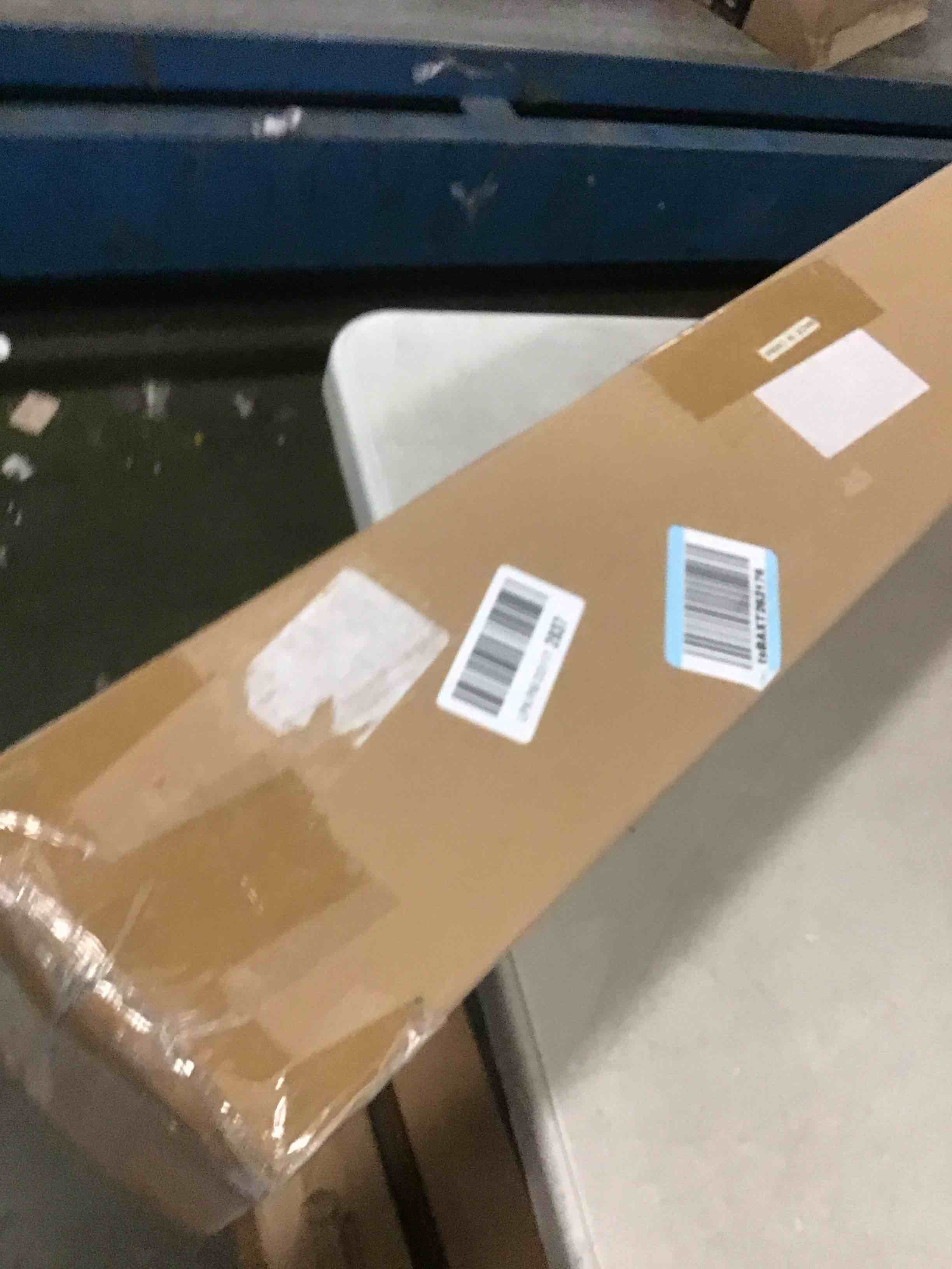 https://s3.amazonaws.com/lotting-images-prod/bidfta/PPE1955278_1742996755859.jpeg
