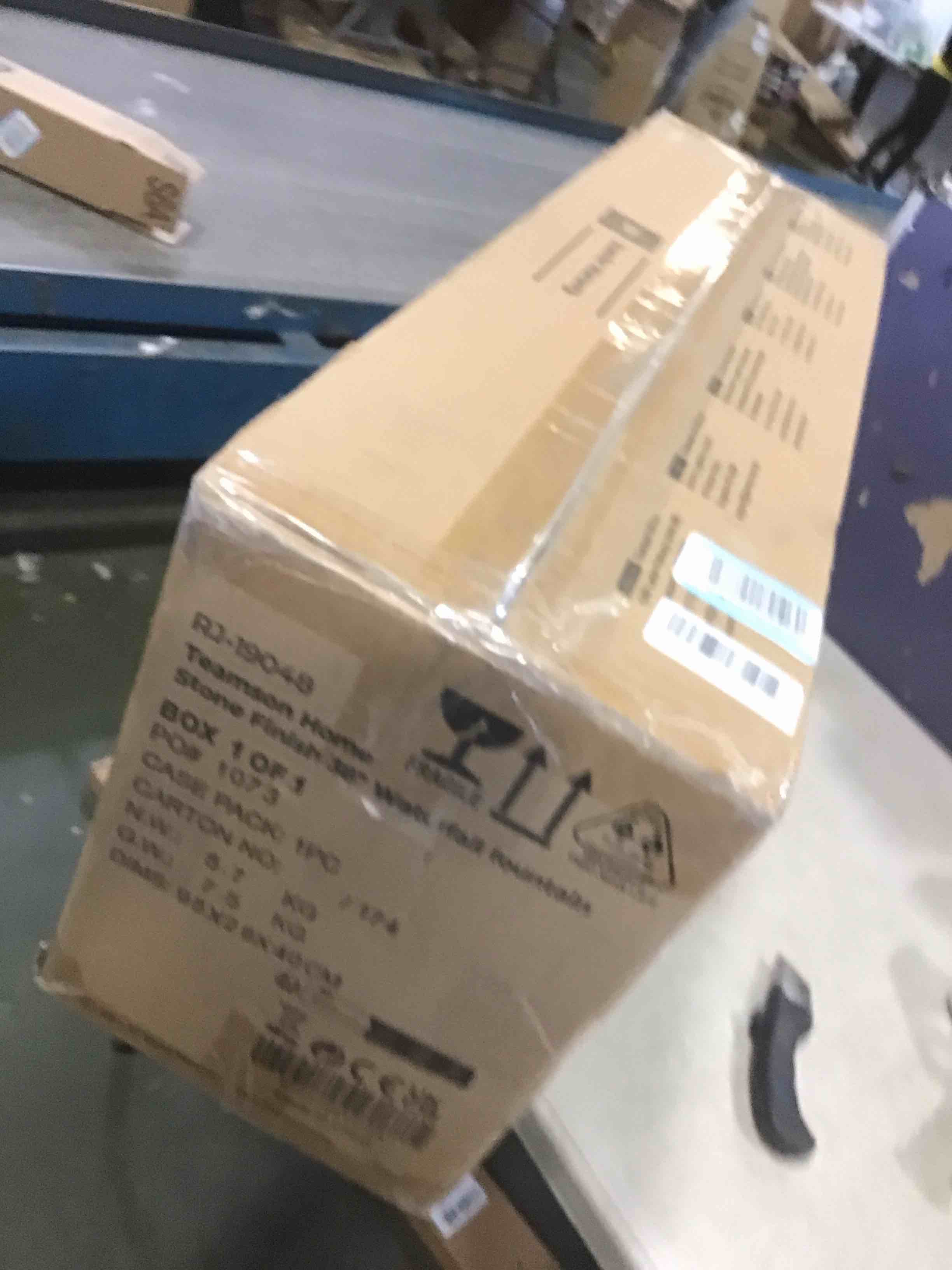 https://s3.amazonaws.com/lotting-images-prod/bidfta/PPE1955337_1743001413776.jpeg