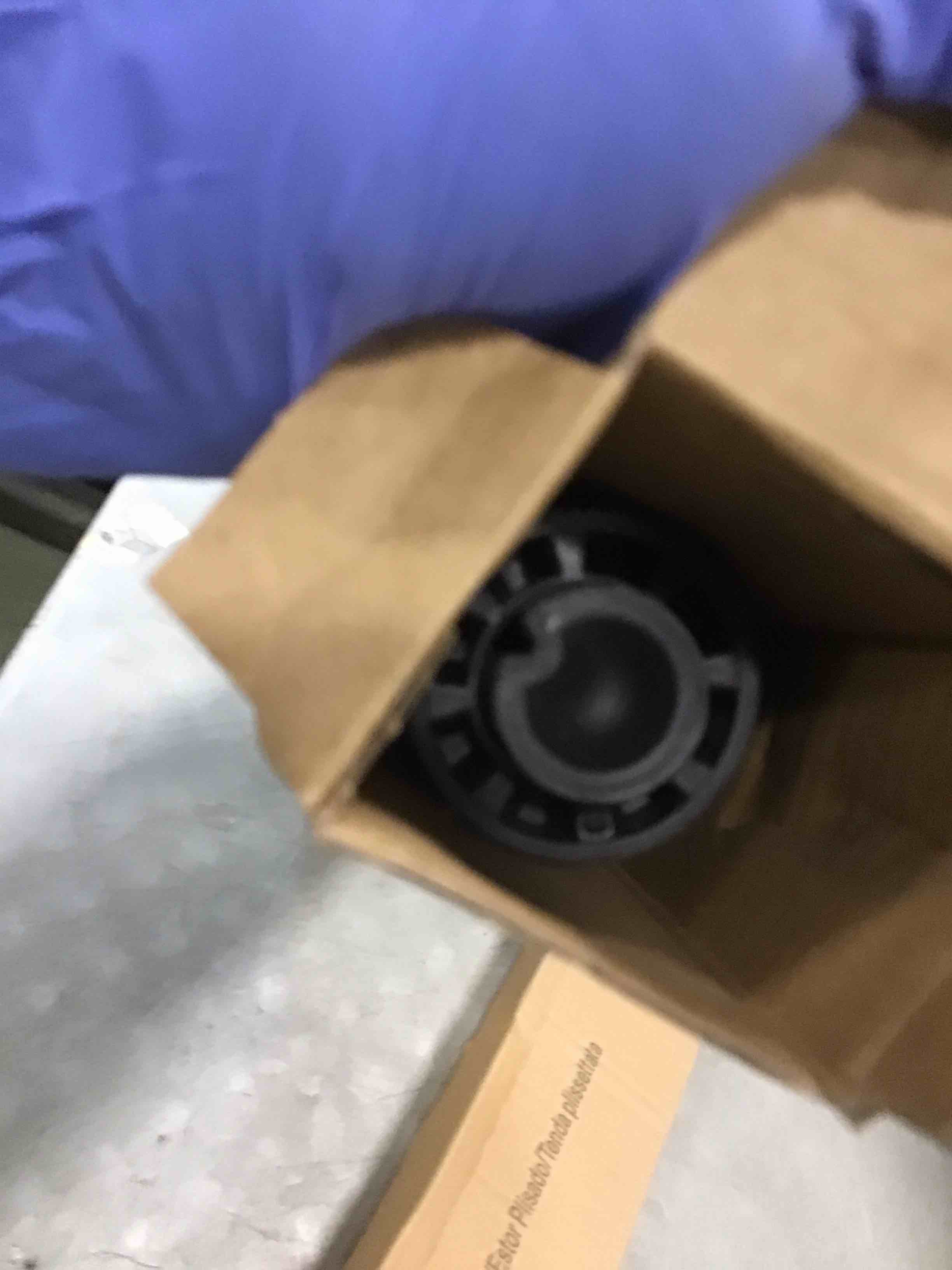 https://s3.amazonaws.com/lotting-images-prod/bidfta/PPE1956015_1743164665115.jpeg