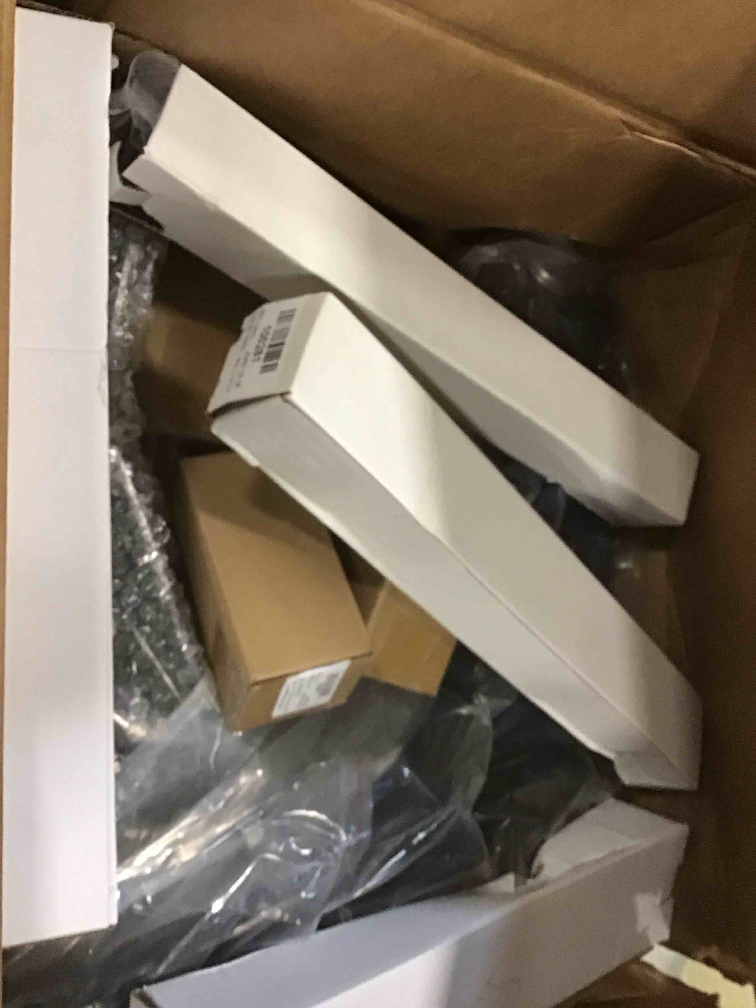 https://s3.amazonaws.com/lotting-images-prod/bidfta/PPE1956060_1743167848865.jpeg