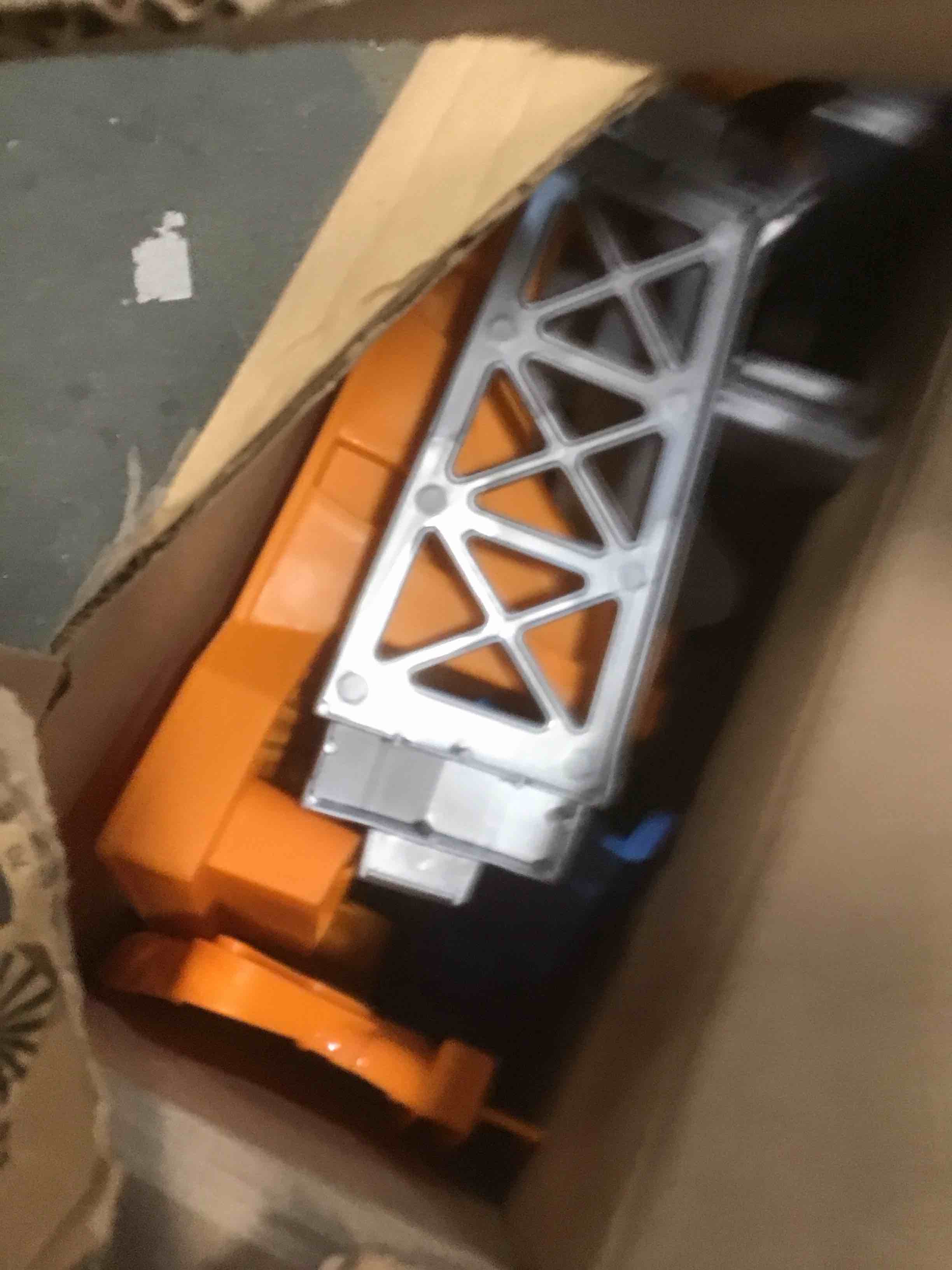 https://s3.amazonaws.com/lotting-images-prod/bidfta/PPE1956340_1743191745545.jpeg