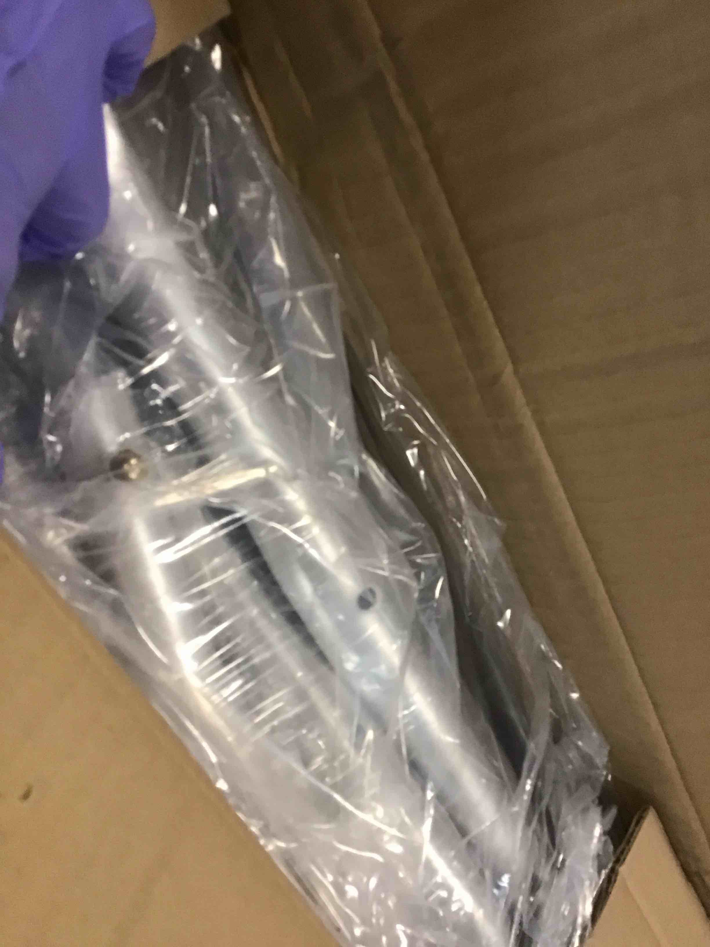 https://s3.amazonaws.com/lotting-images-prod/bidfta/PPE1956636_1743438583359.jpeg