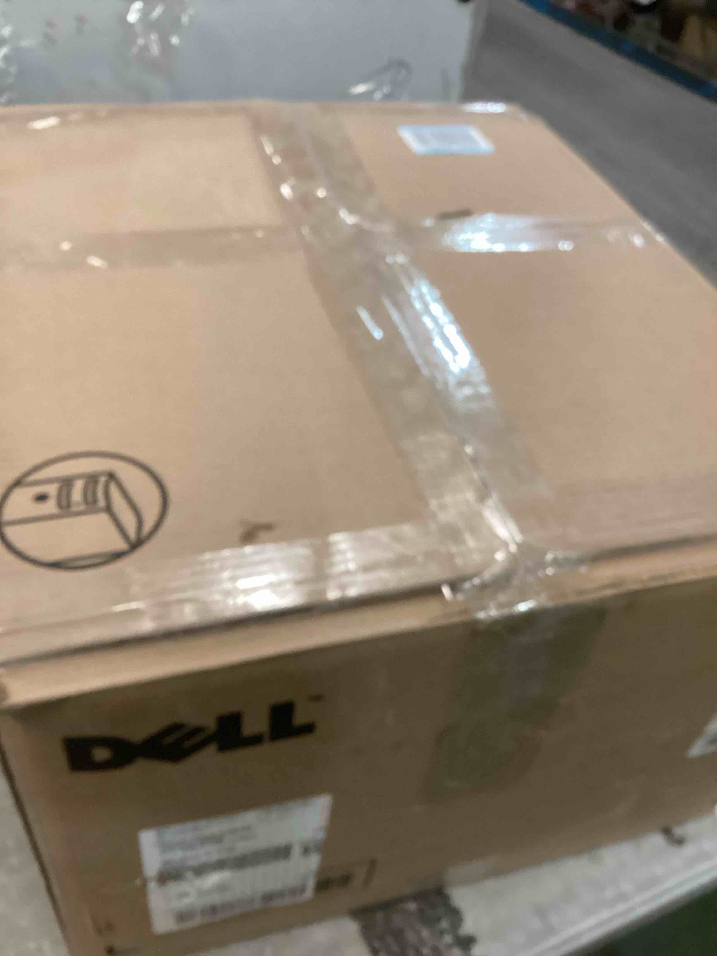 https://s3.amazonaws.com/lotting-images-prod/bidfta/PPE1956907_1743691023471.jpeg
