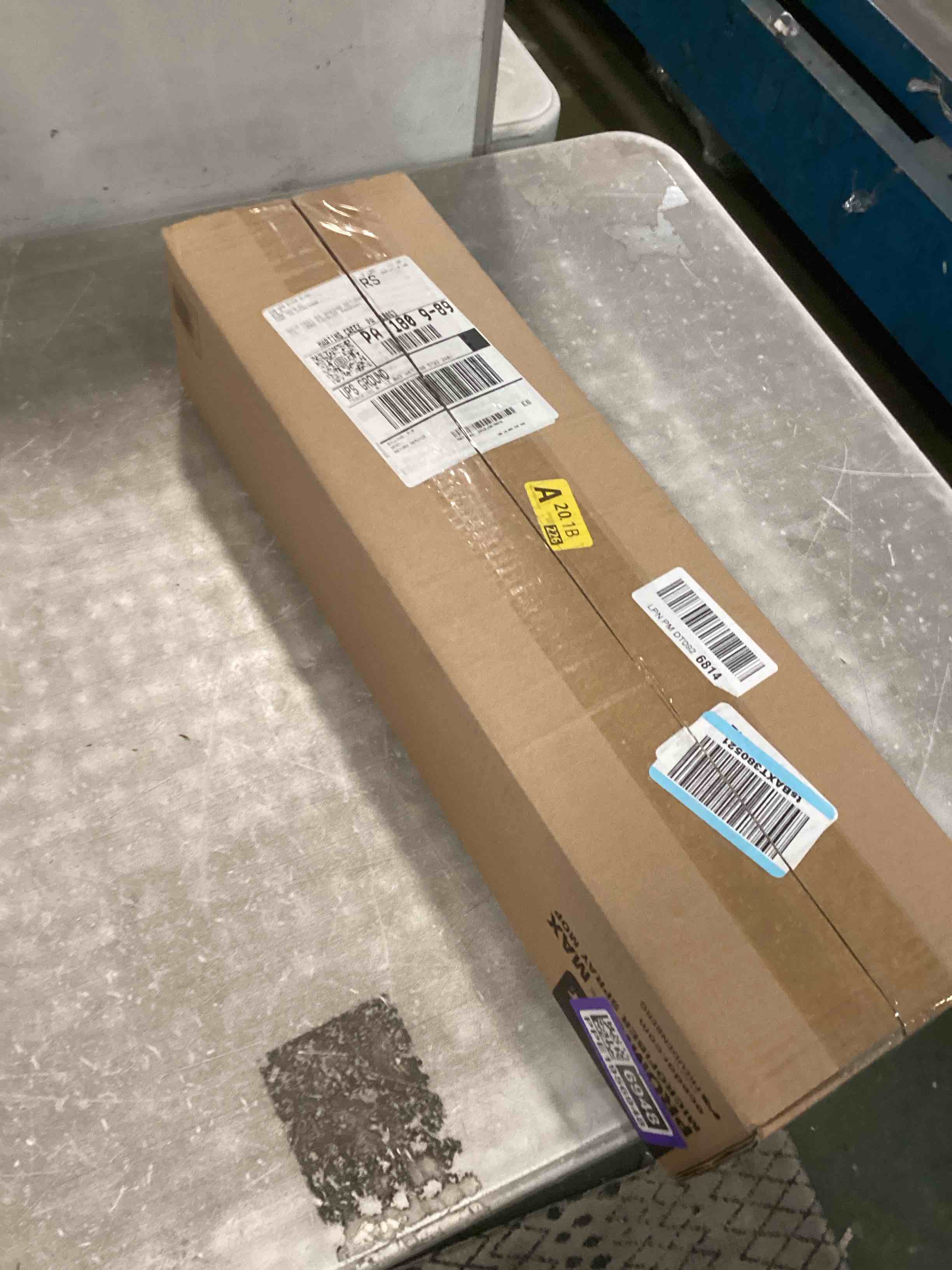 https://s3.amazonaws.com/lotting-images-prod/bidfta/PPE1956948_1743697372132.jpeg