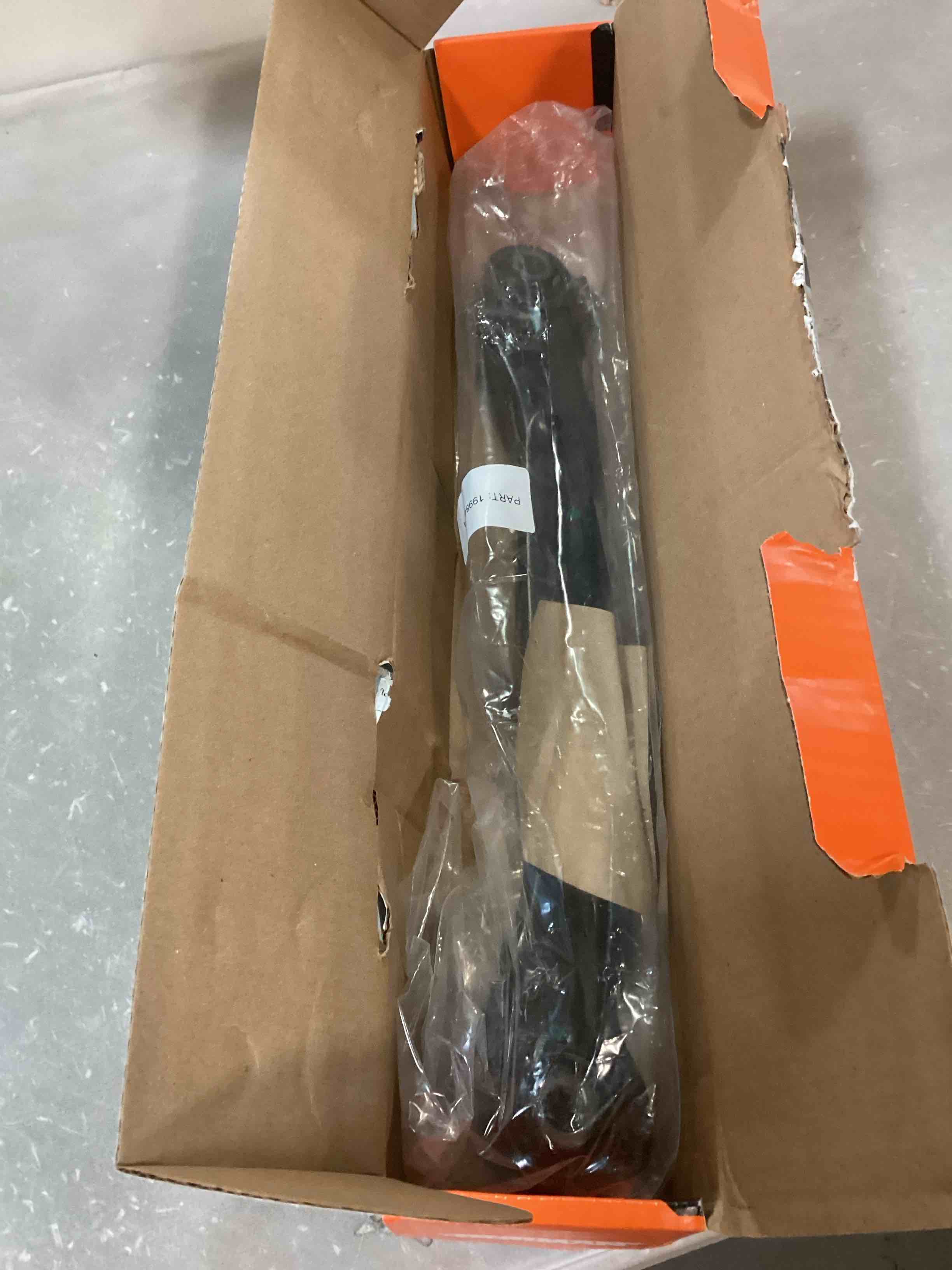 https://s3.amazonaws.com/lotting-images-prod/bidfta/PPE1957532_1742924075401.jpeg