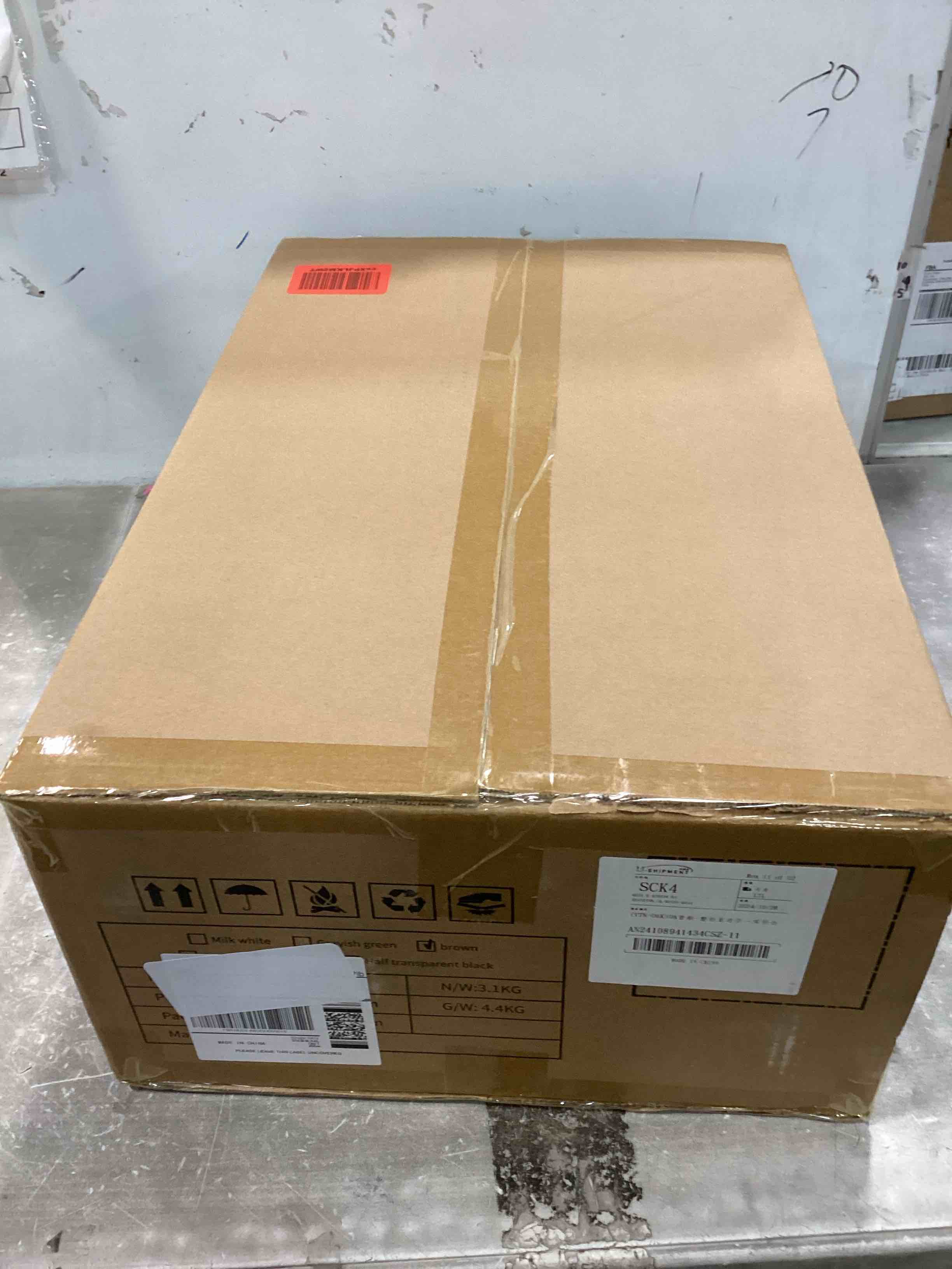 https://s3.amazonaws.com/lotting-images-prod/bidfta/PPE1958123_1743171968547.jpeg