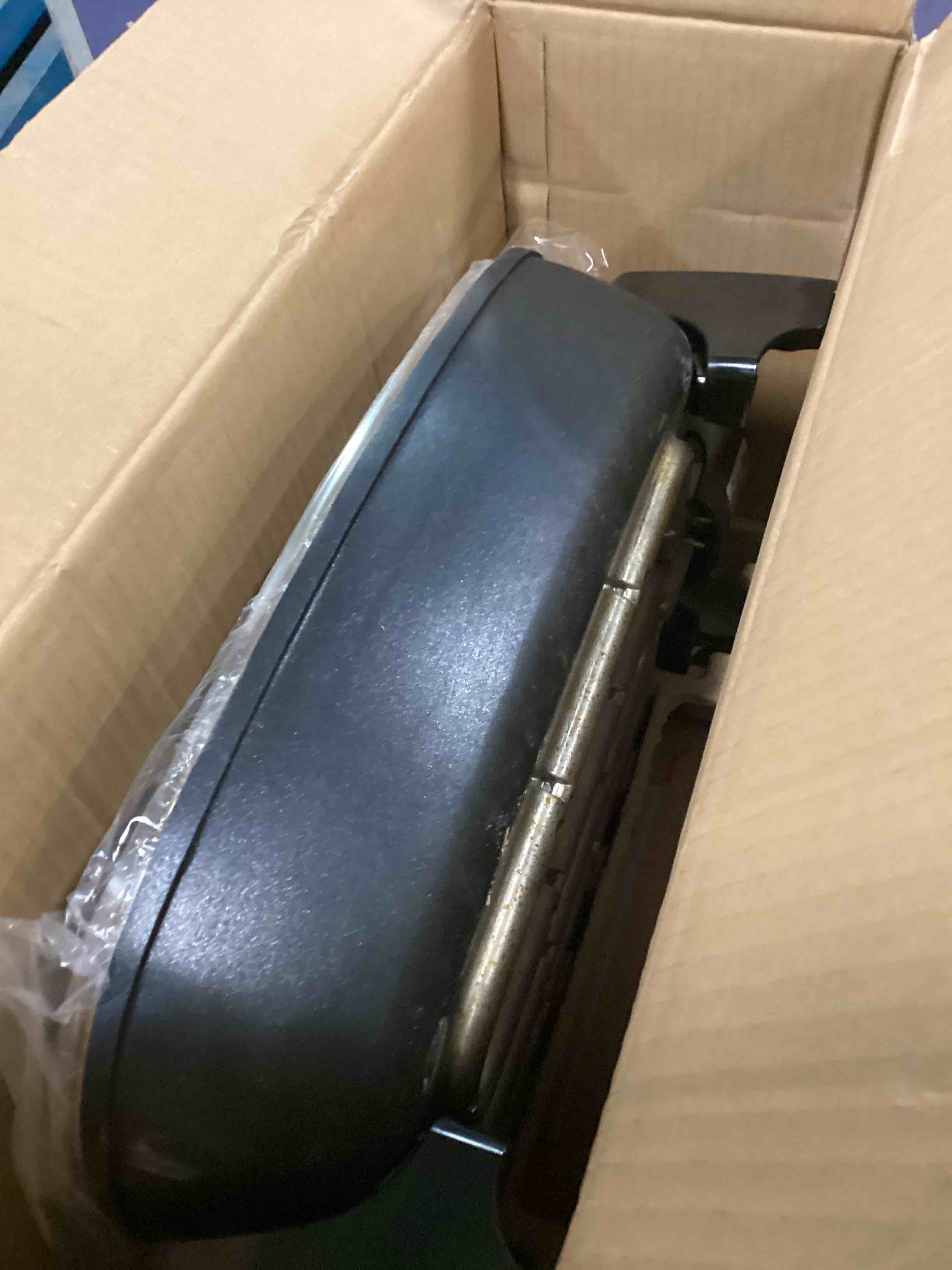 https://s3.amazonaws.com/lotting-images-prod/bidfta/PPE1958326_1743425869279.jpeg