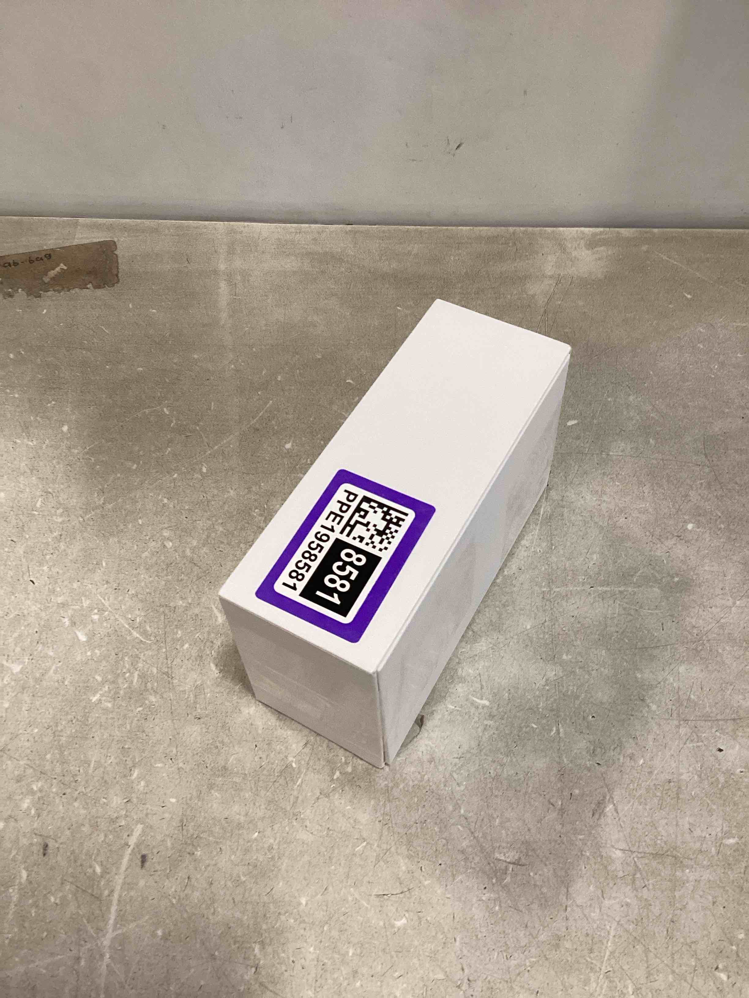 https://s3.amazonaws.com/lotting-images-prod/bidfta/PPE1958581_1743529225242.jpeg